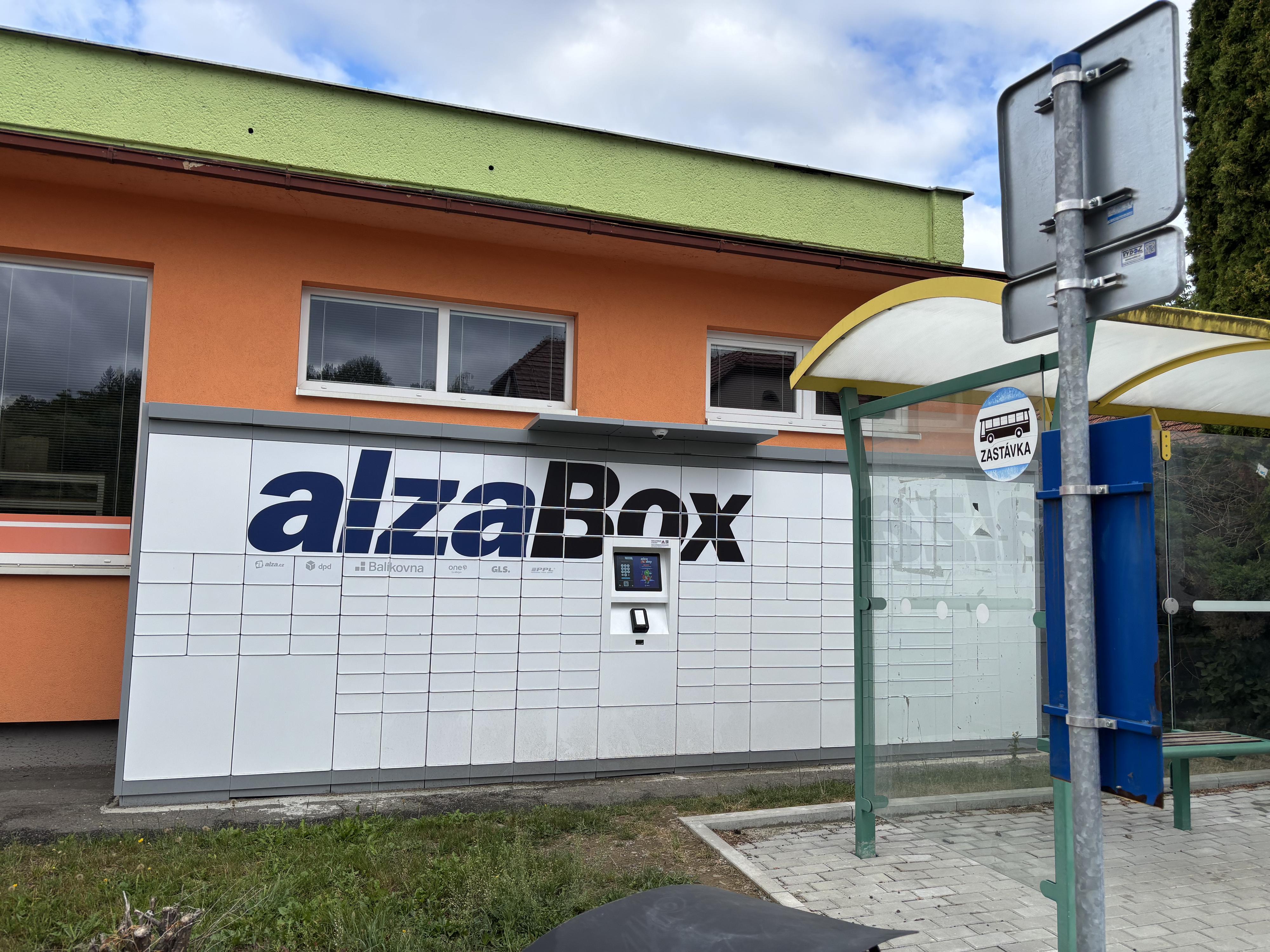 AlzaBox