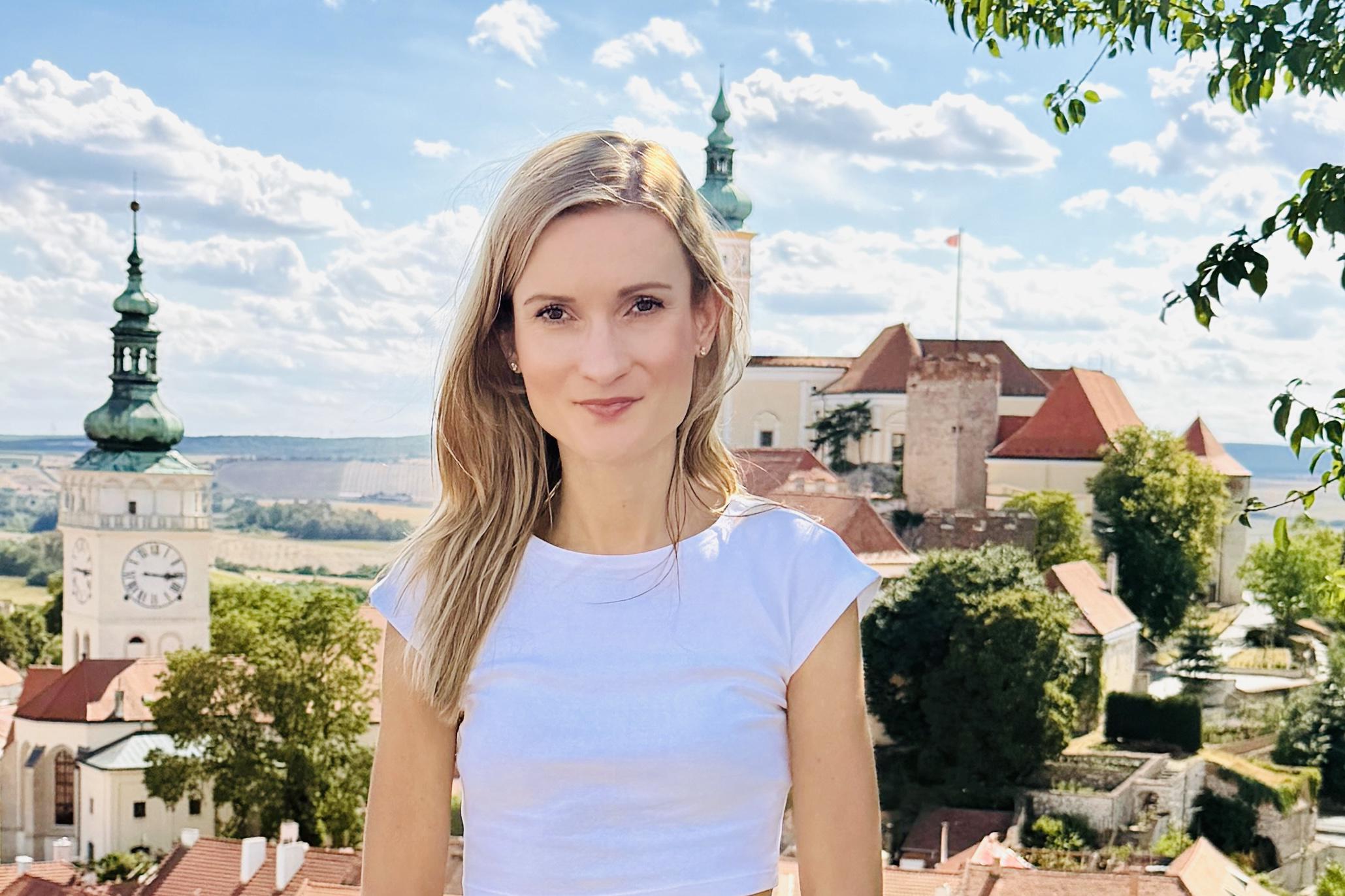 Lenka Režňáková - Reality Lenka Režňáková a otec s.r.o.