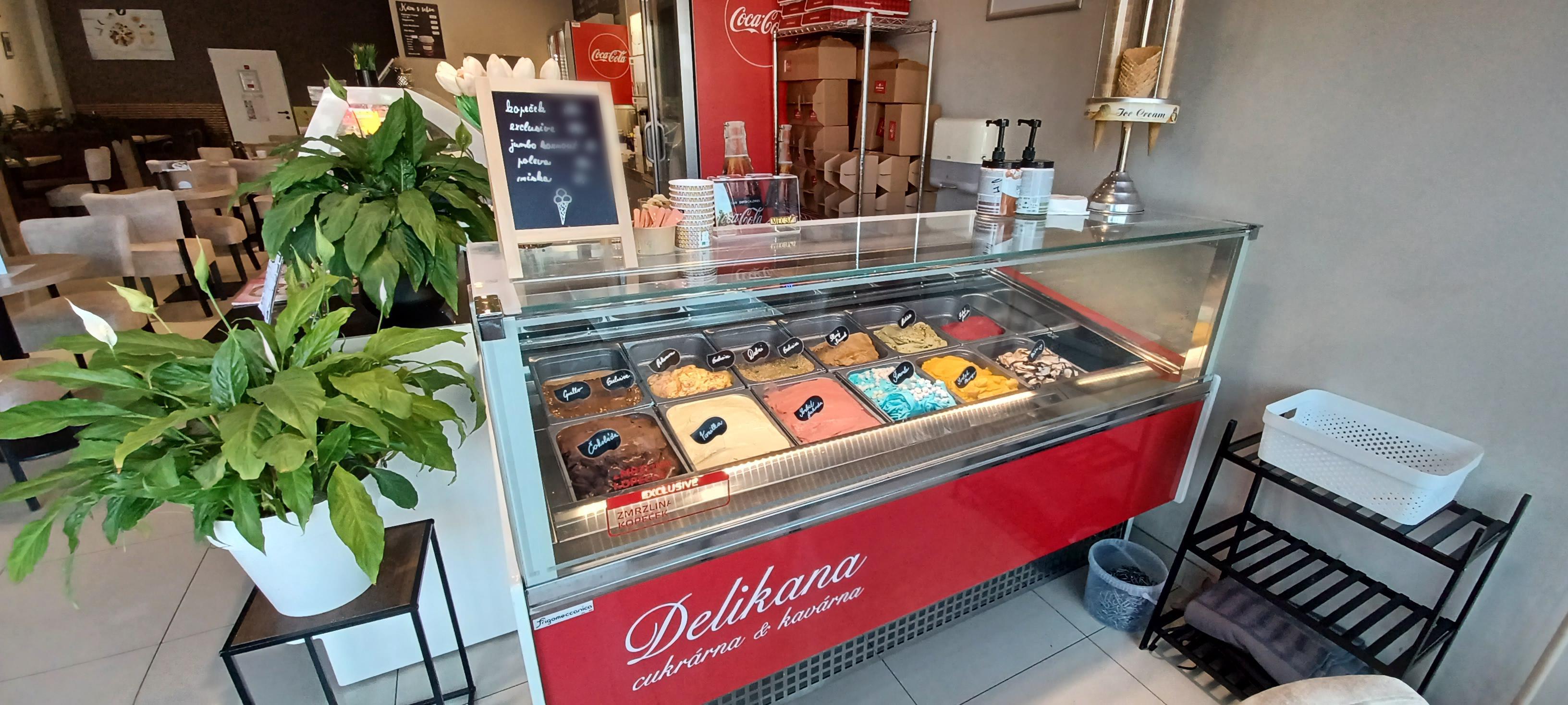 Eiscafe Delikana foto 6