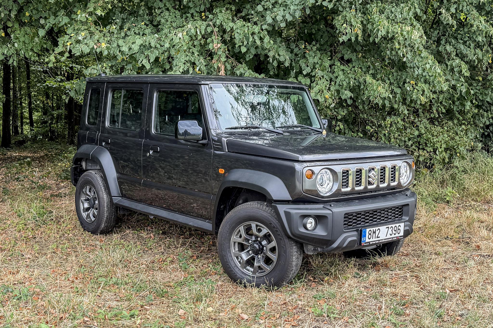 NOVÝ VŮZ Suzuki Jimny LONG 1.5L GLX 4x4