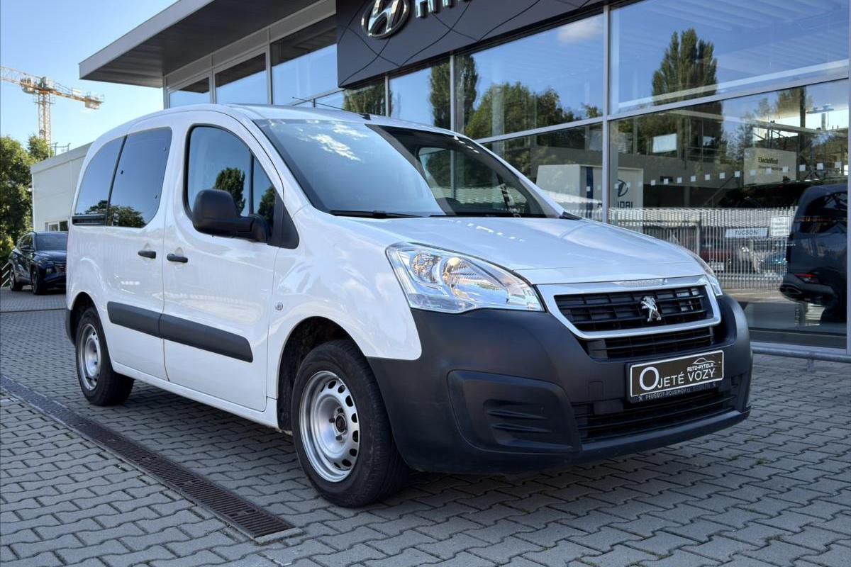 OJETÉ VOZY | Peugeot Partner 1,6 i, MT