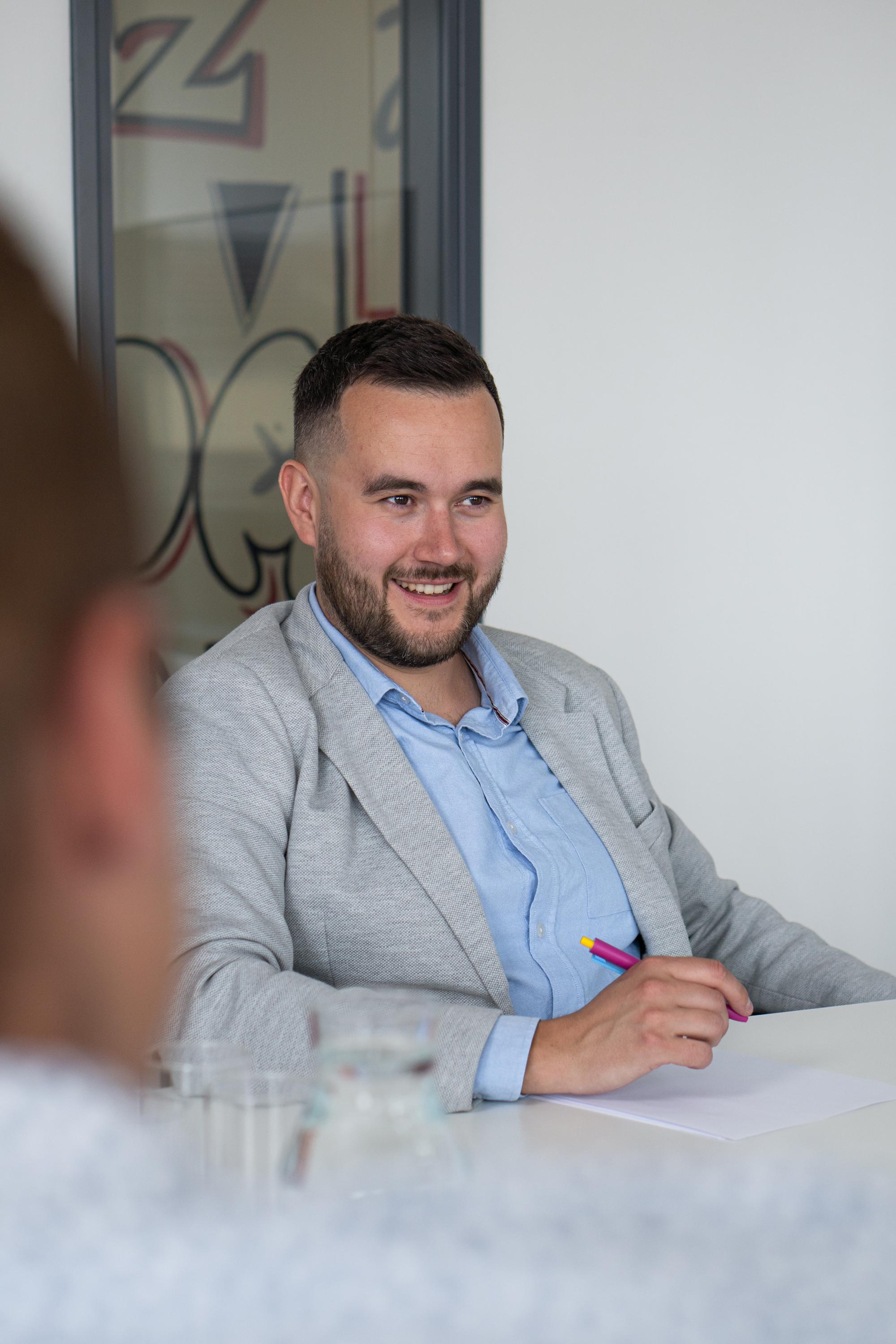 Jiří Houfek, EFA - finanční a hypoteční poradce foto 2