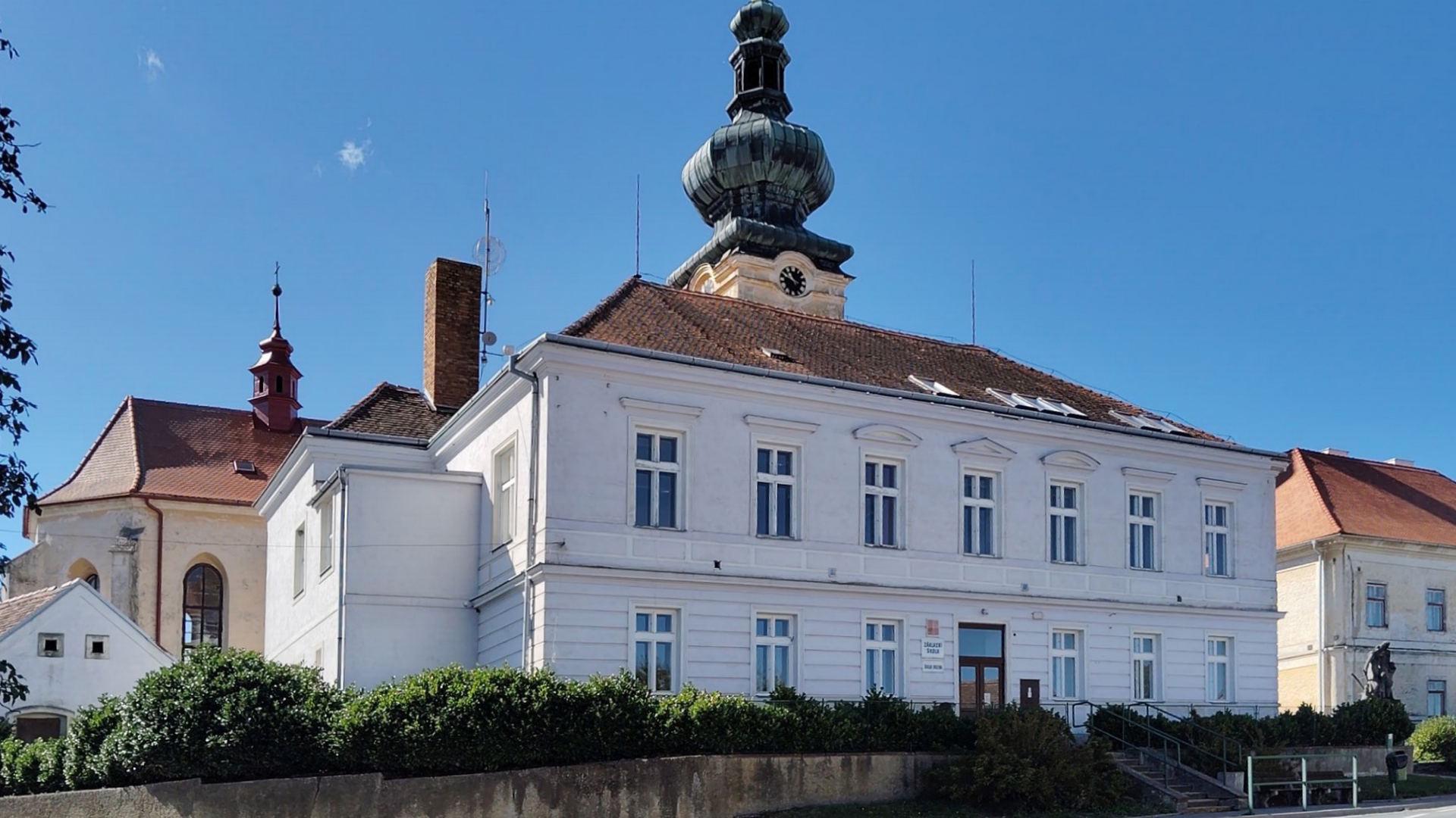 ZŠ a MŠ Dešná foto 4