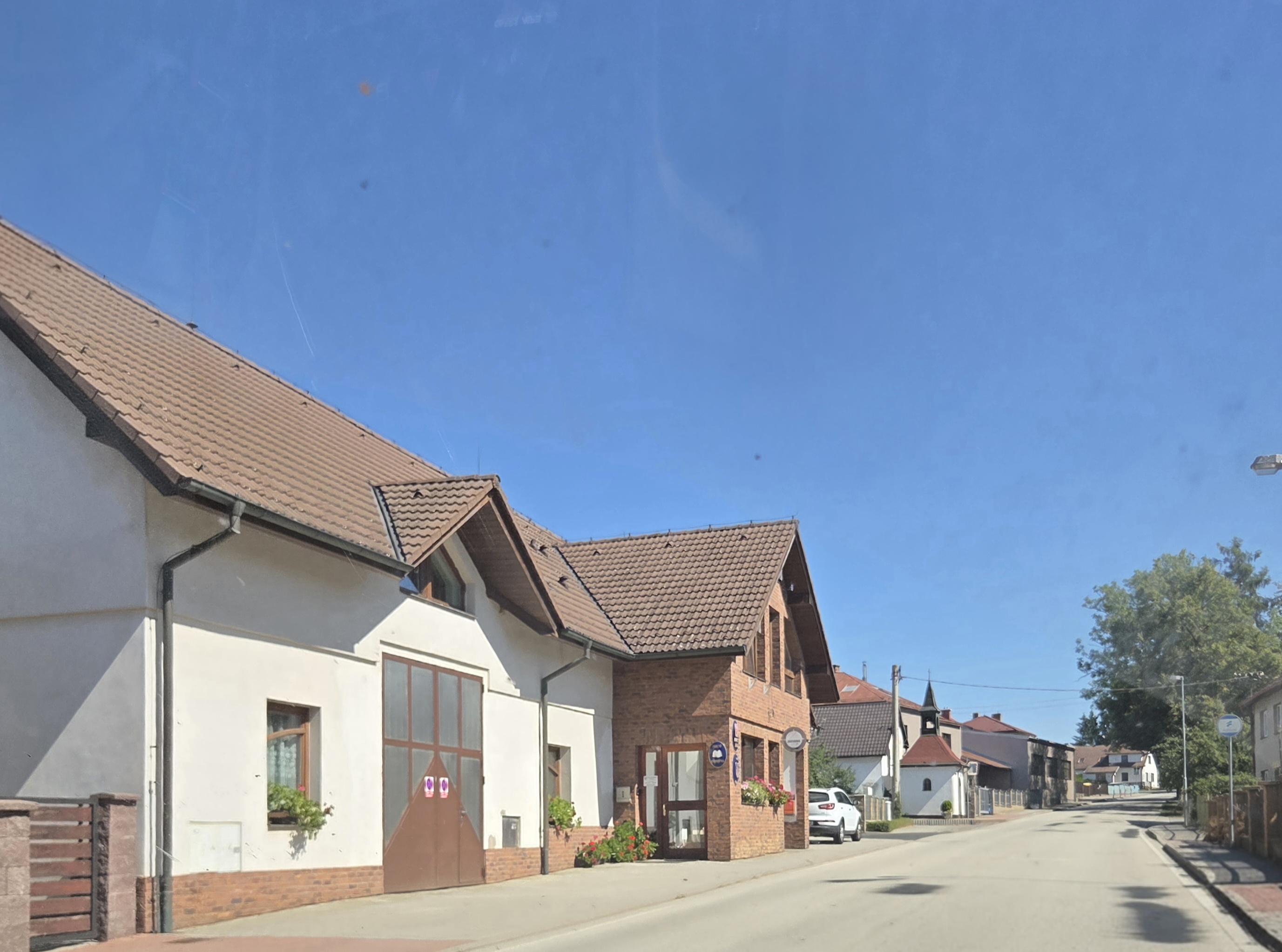 Hradec - obecní úřad