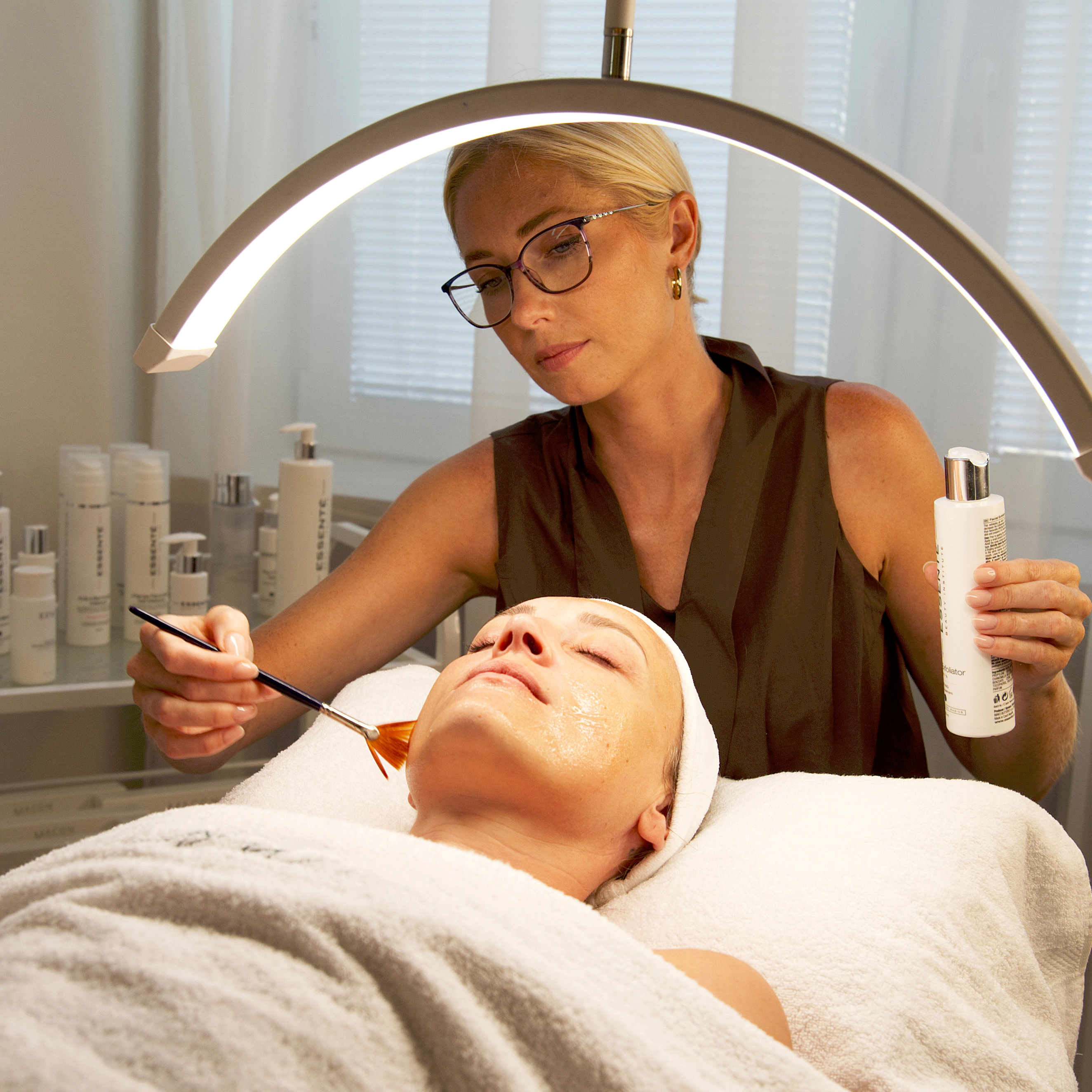 Veronika Hélová Noa Salon foto 2