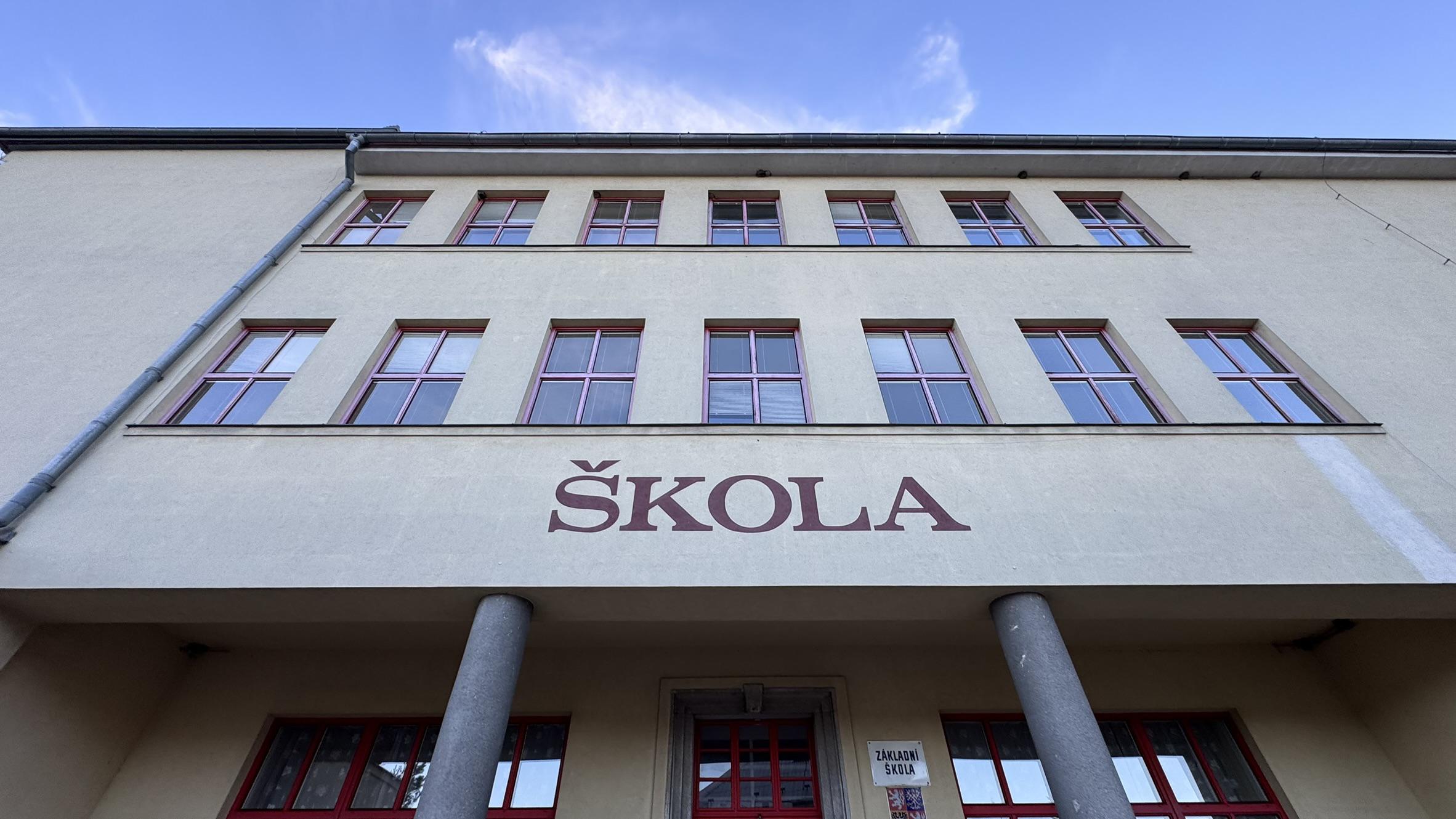 Základní škola a Mateřská škola Vyšší Brod foto 3