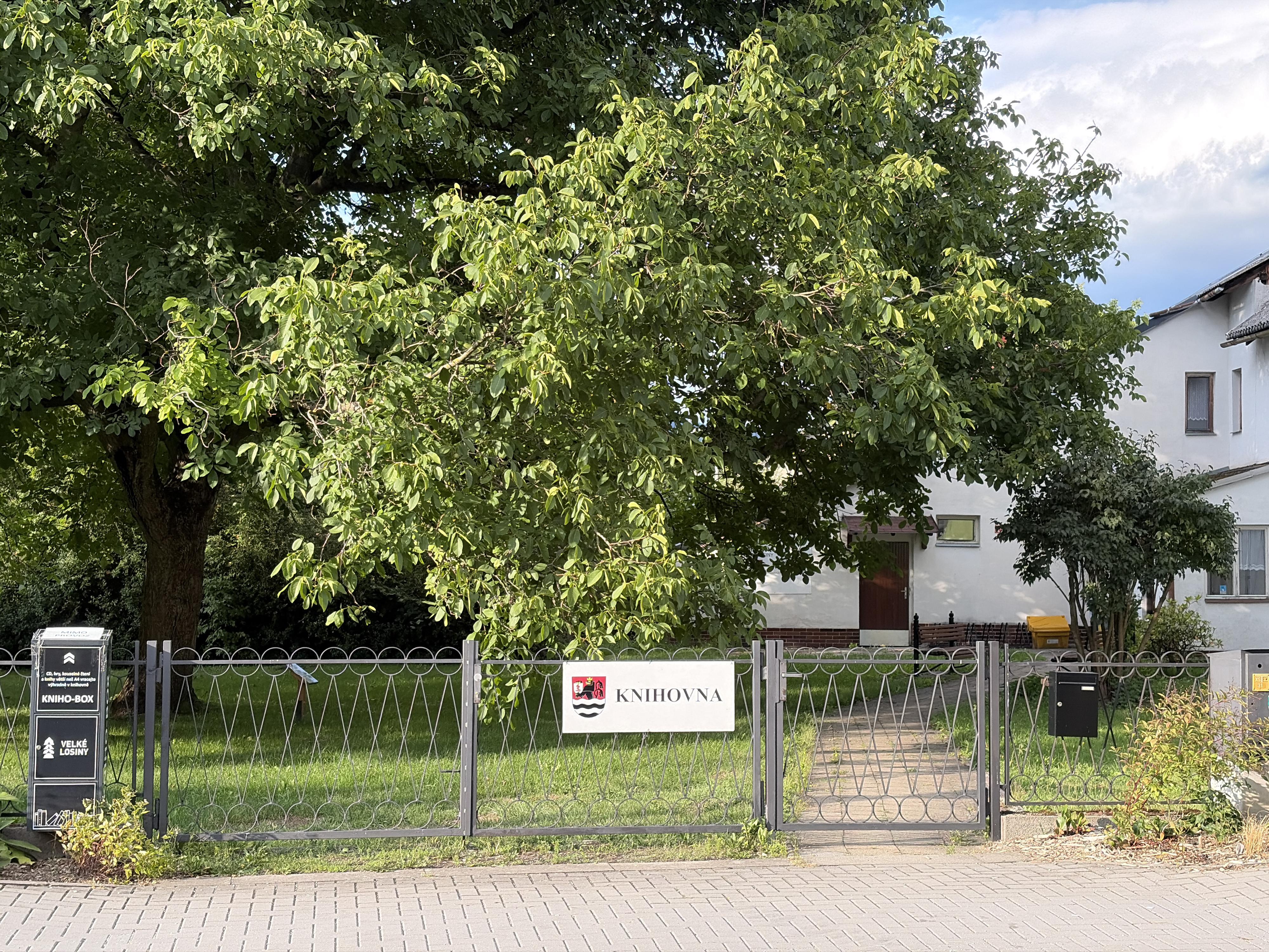Místní knihovna Velké Losiny foto 5