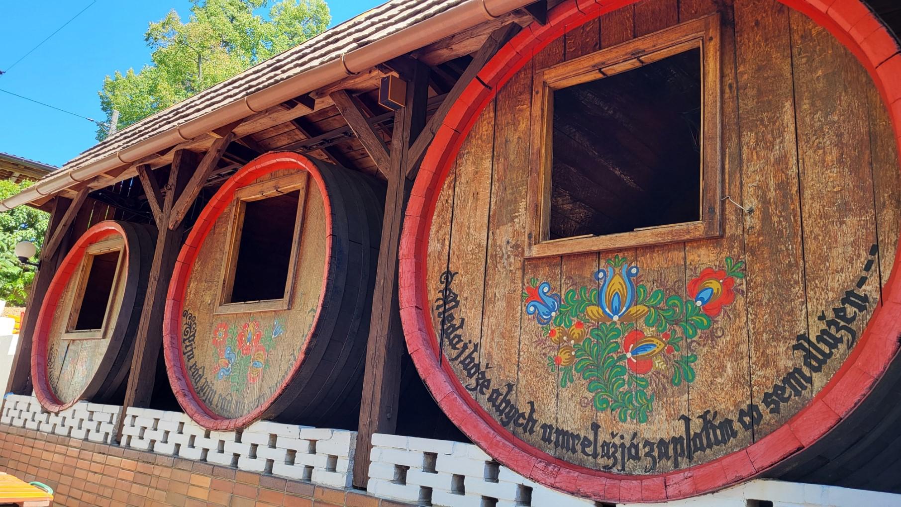 Koruna – pivnice a letní zahrádka foto 5
