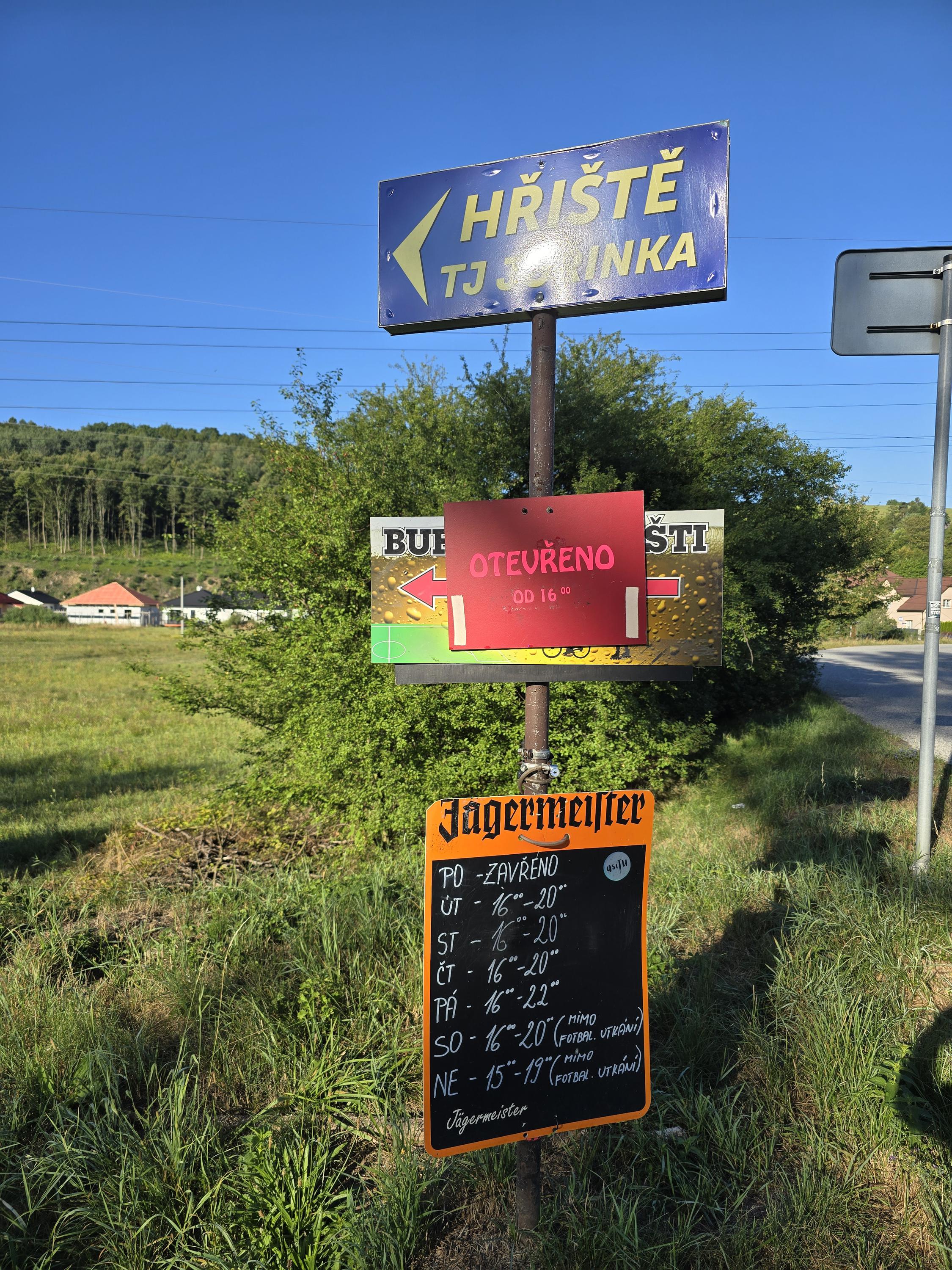 Hospoda na hřišti foto 2