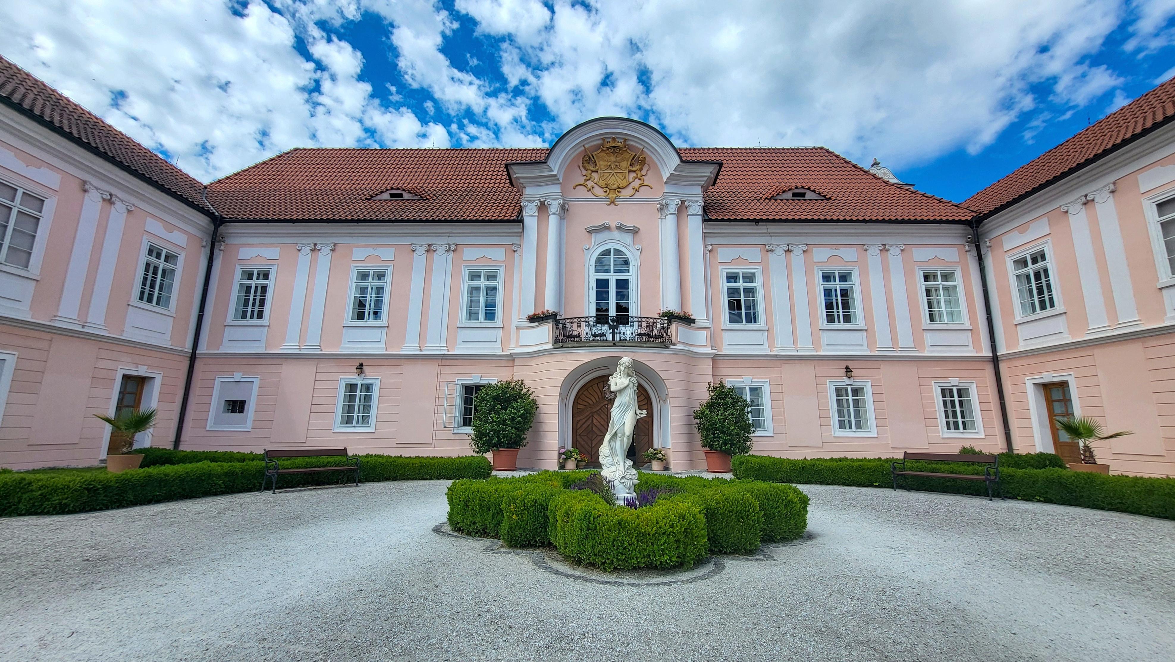 Zámek Hrádek foto 2