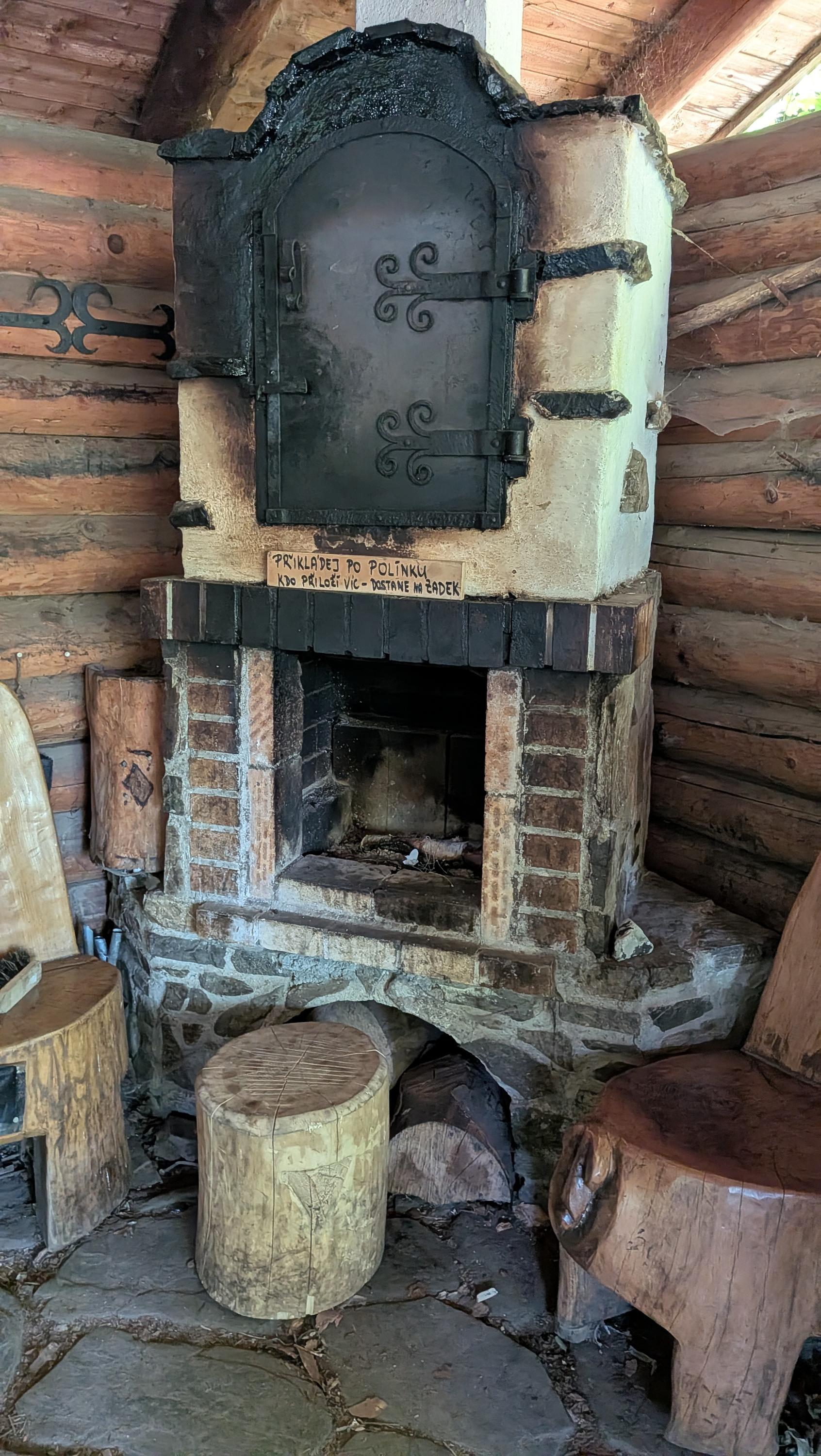 Lesní bar Lipová-lázně foto 4