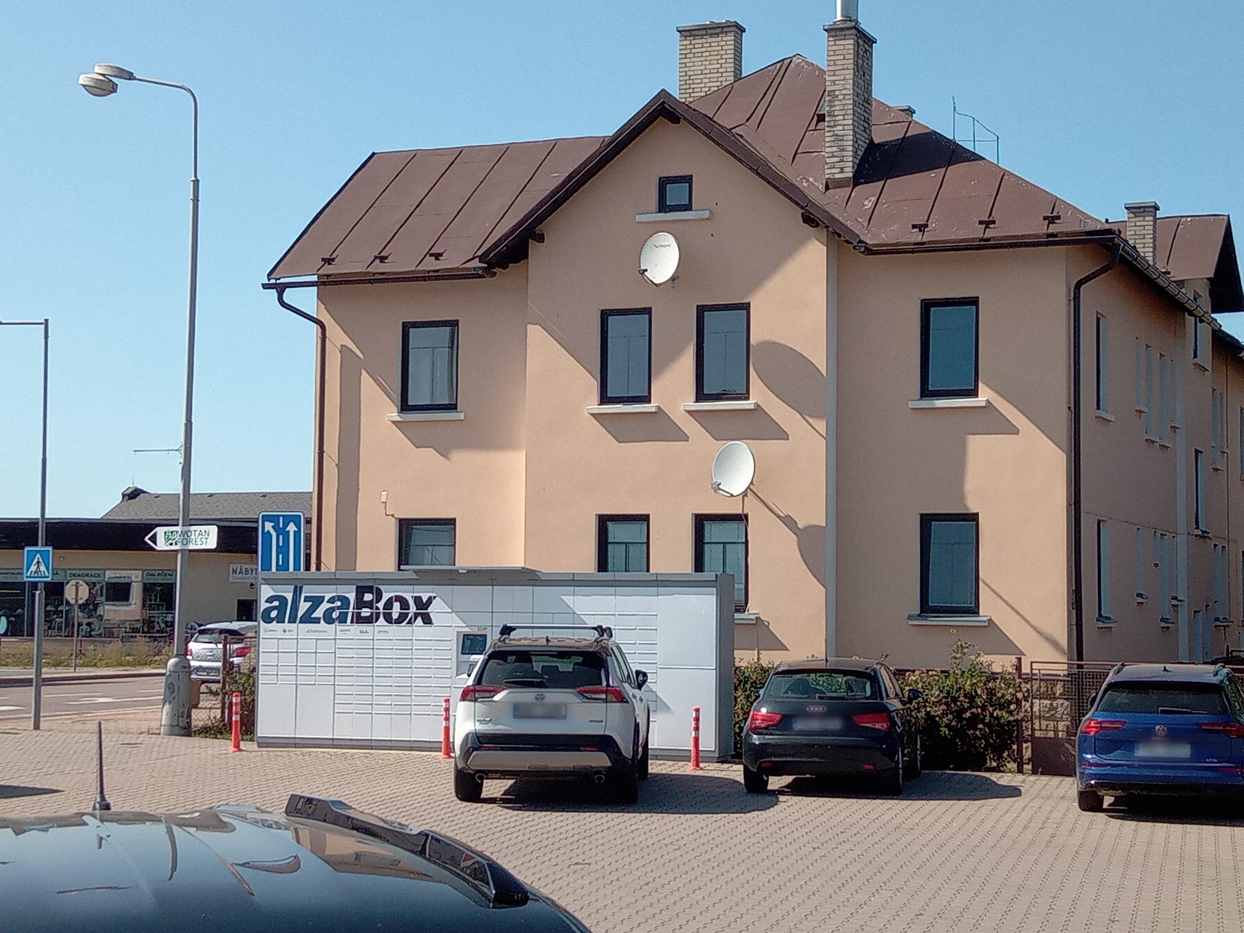 AlzaBox foto 2