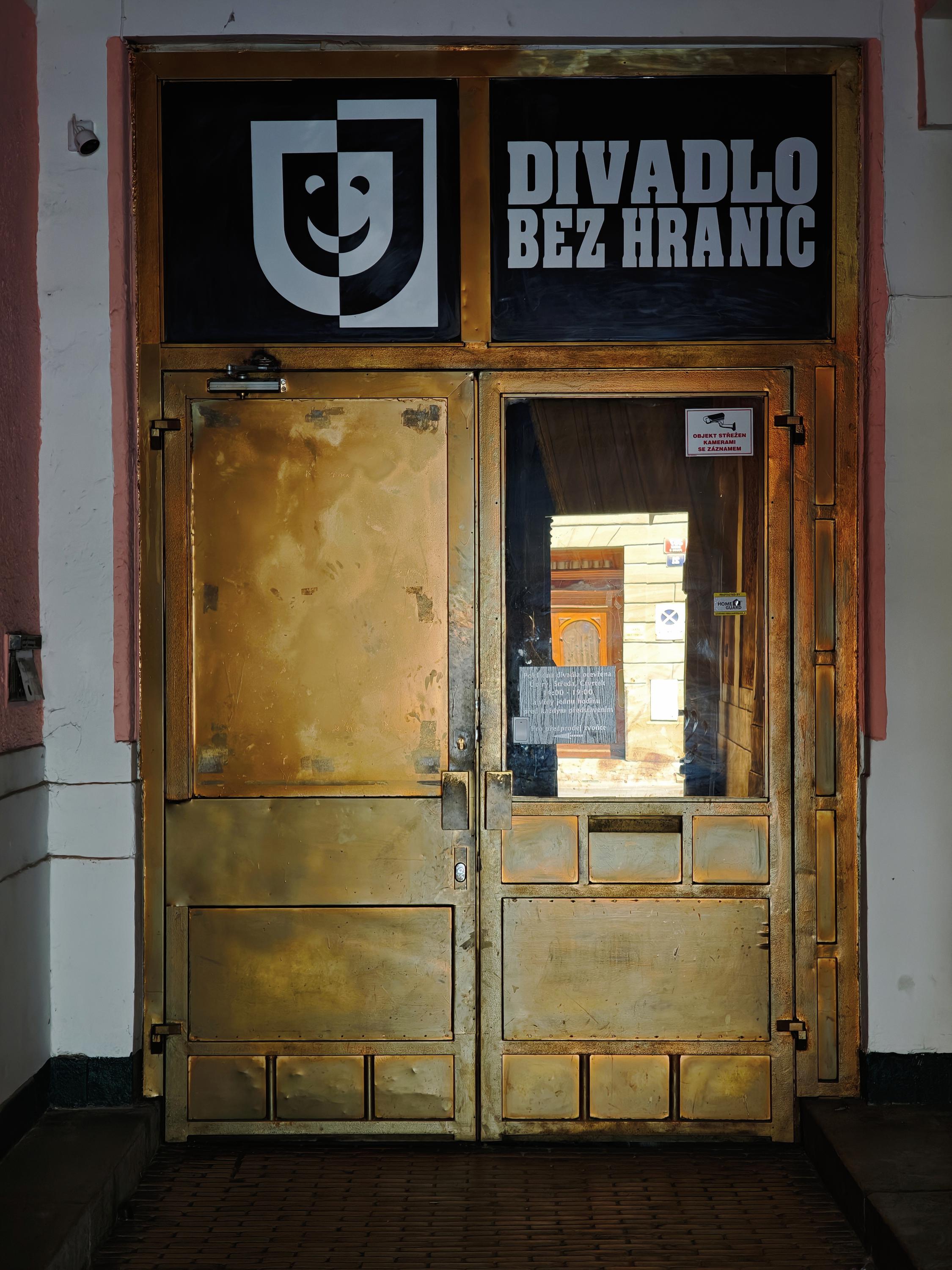Divadlo bez hranic foto 2