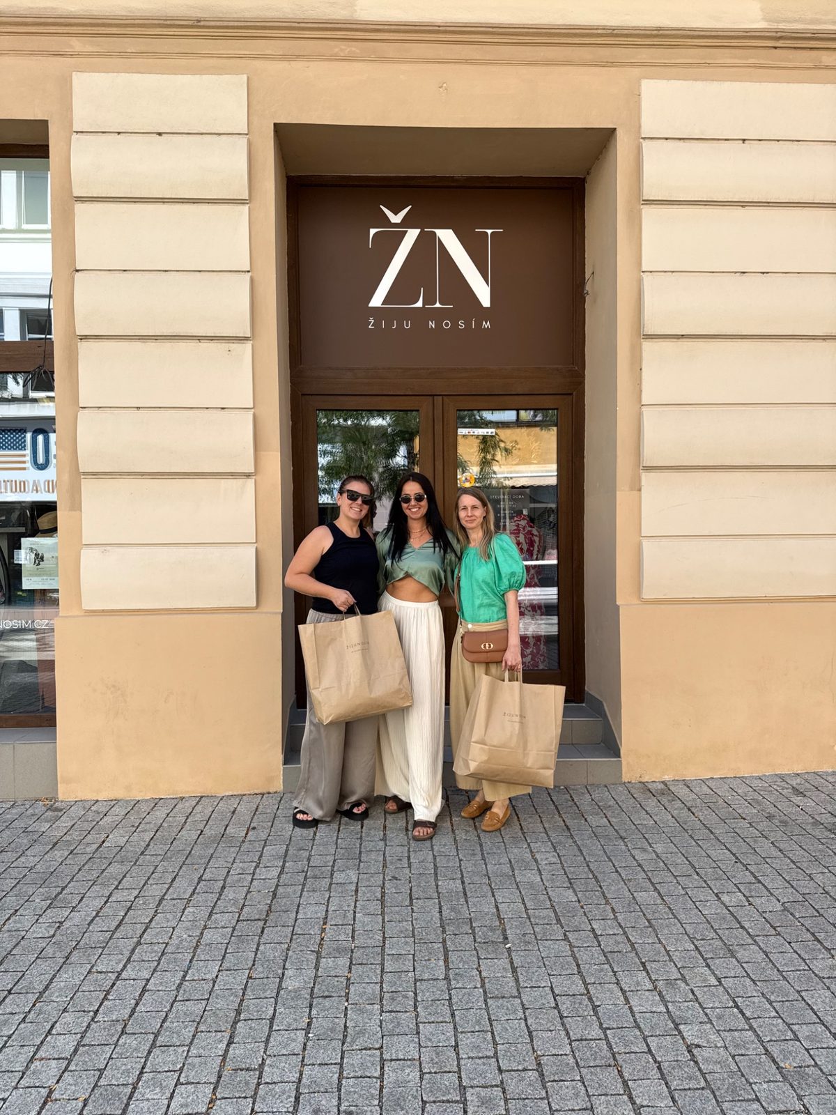 Žijunosím Store foto 3