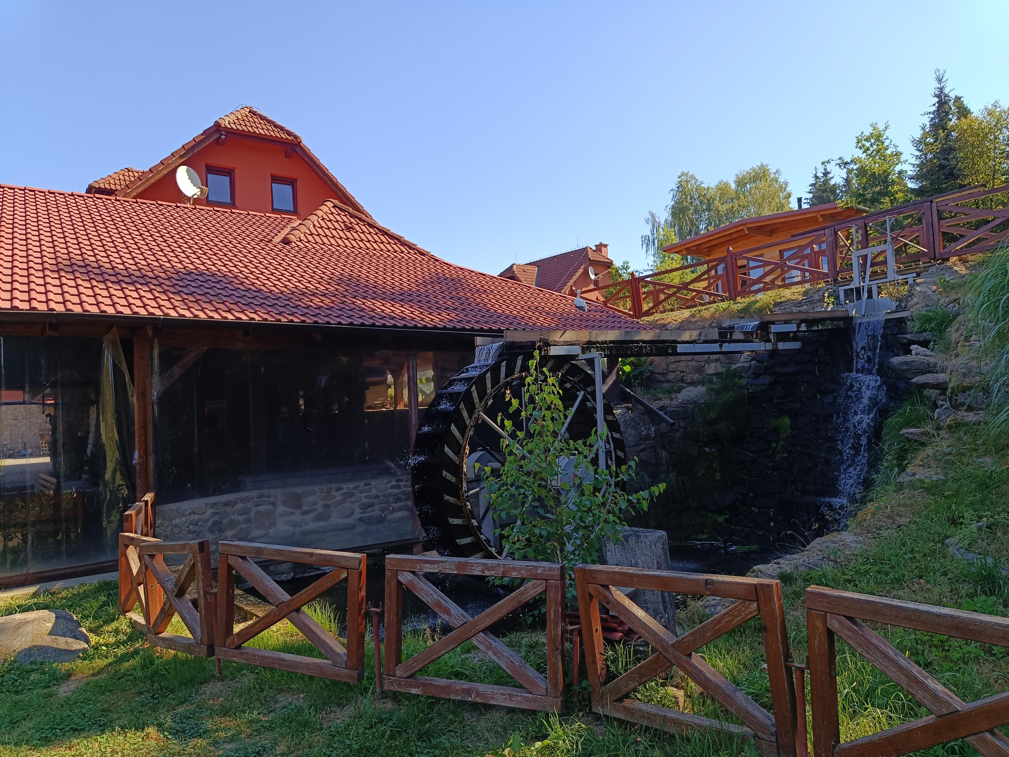 Restaurace Dočkalův mlýn foto 2