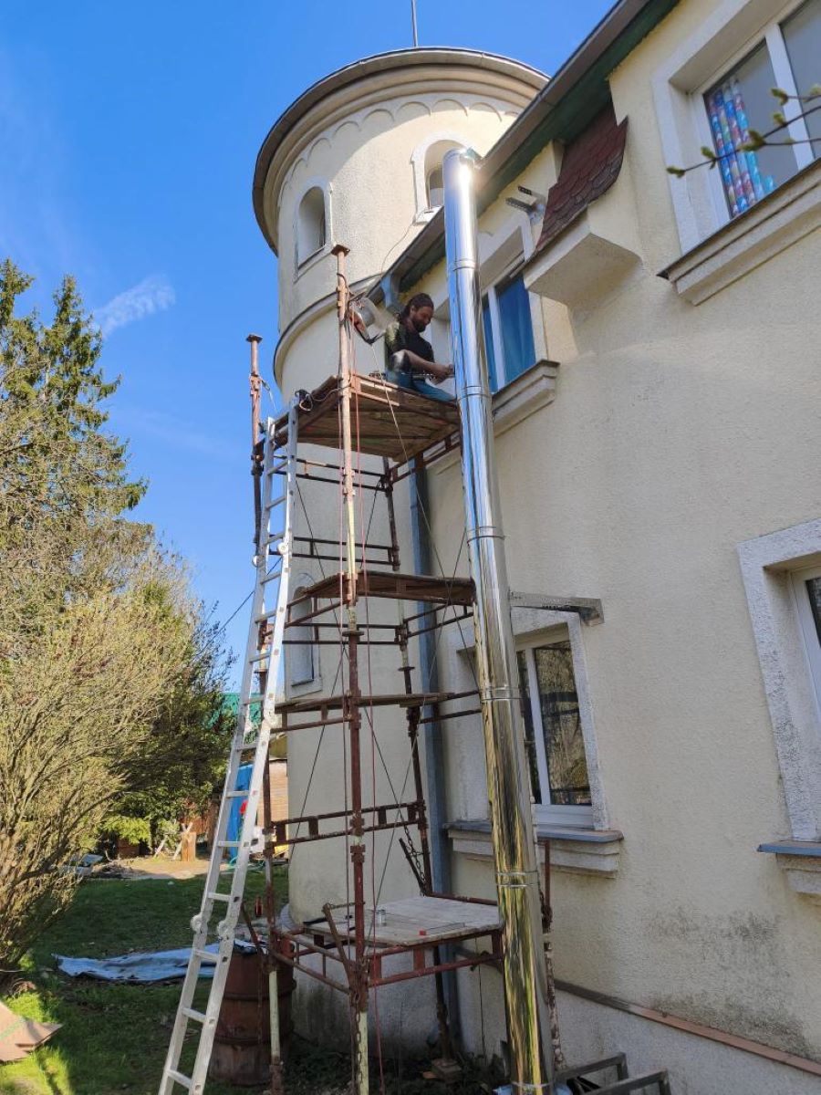 Montáže fásádních komínů