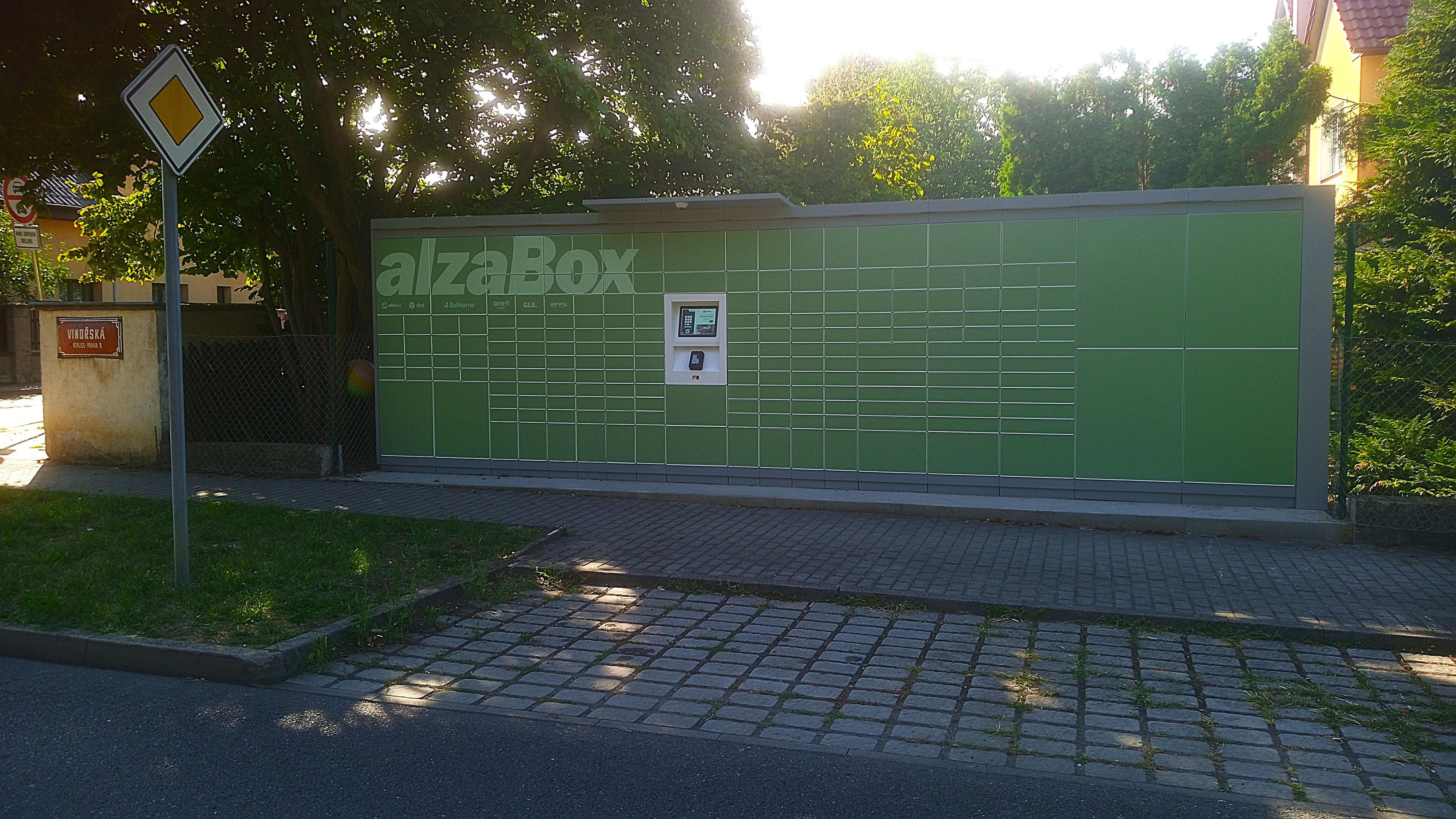 AlzaBox