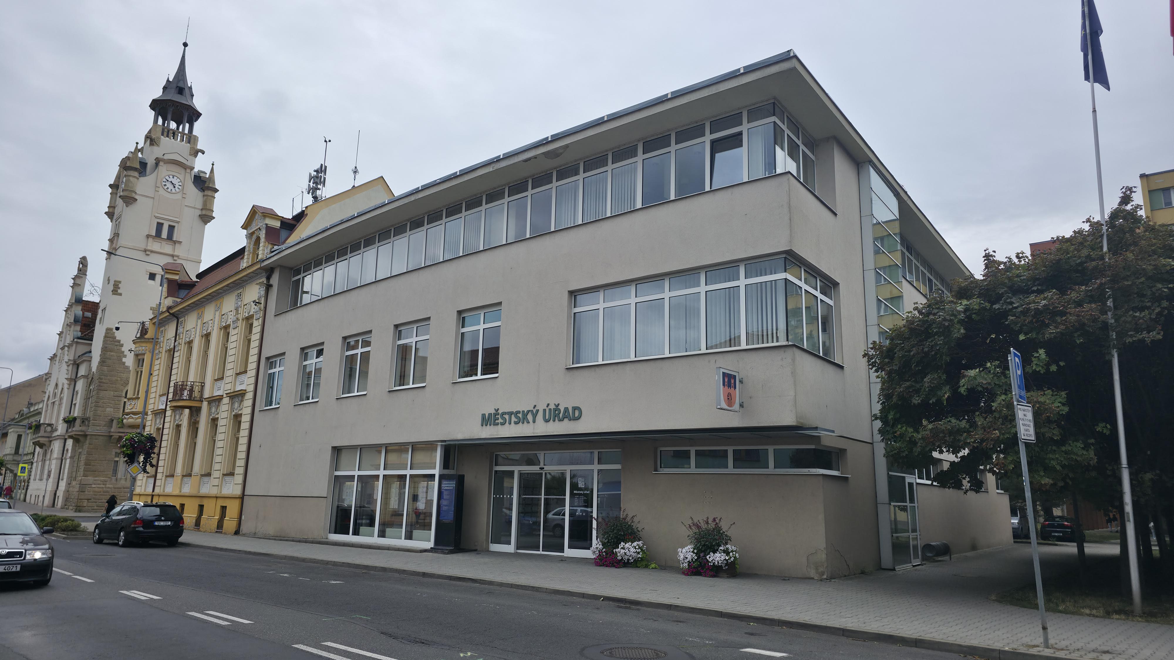 Lovosice - městský úřad foto 5