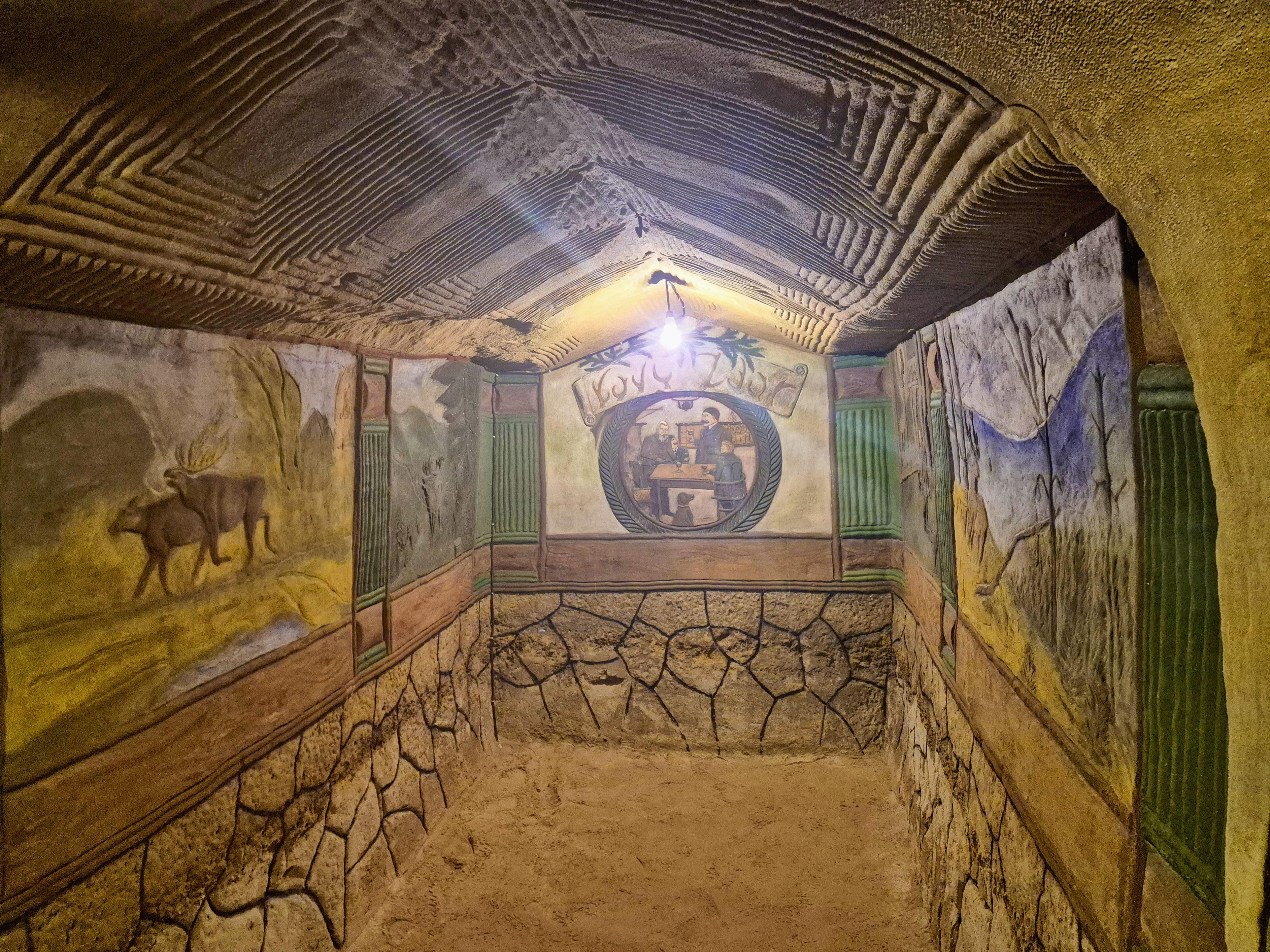 Malovaný sklep Šatov foto 5