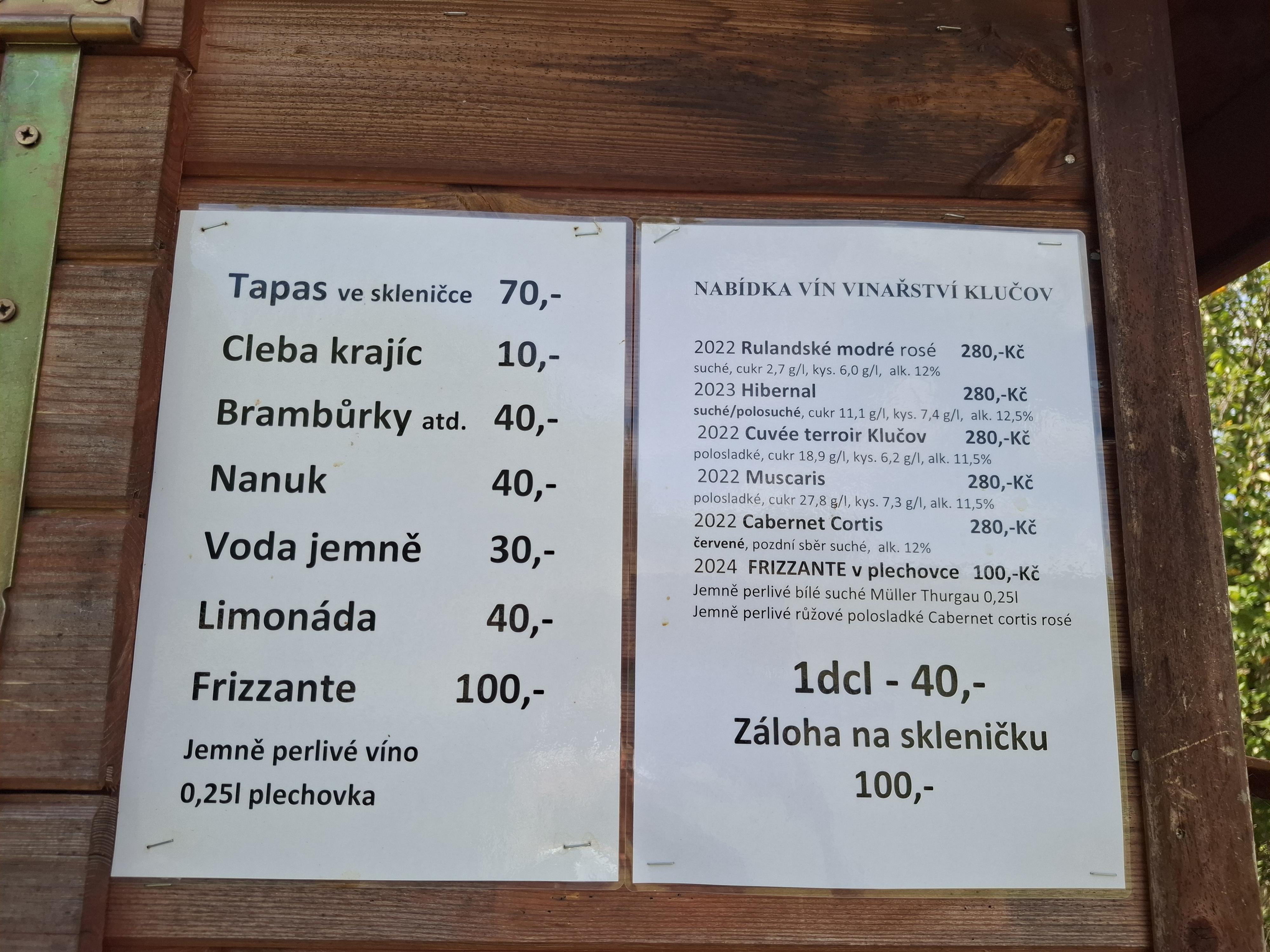 Vinný stánek foto 5