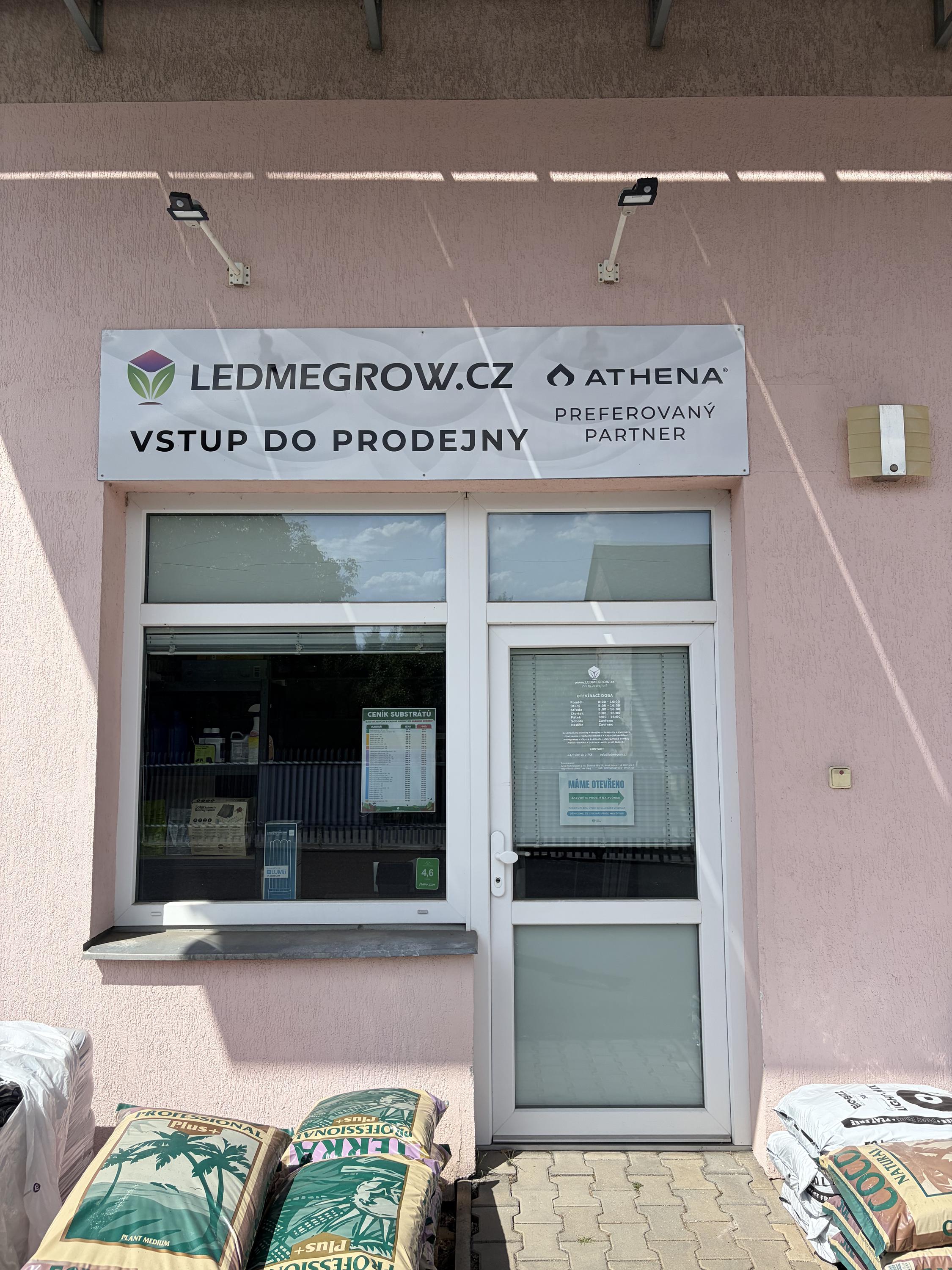 Ledmegrow.cz foto 3