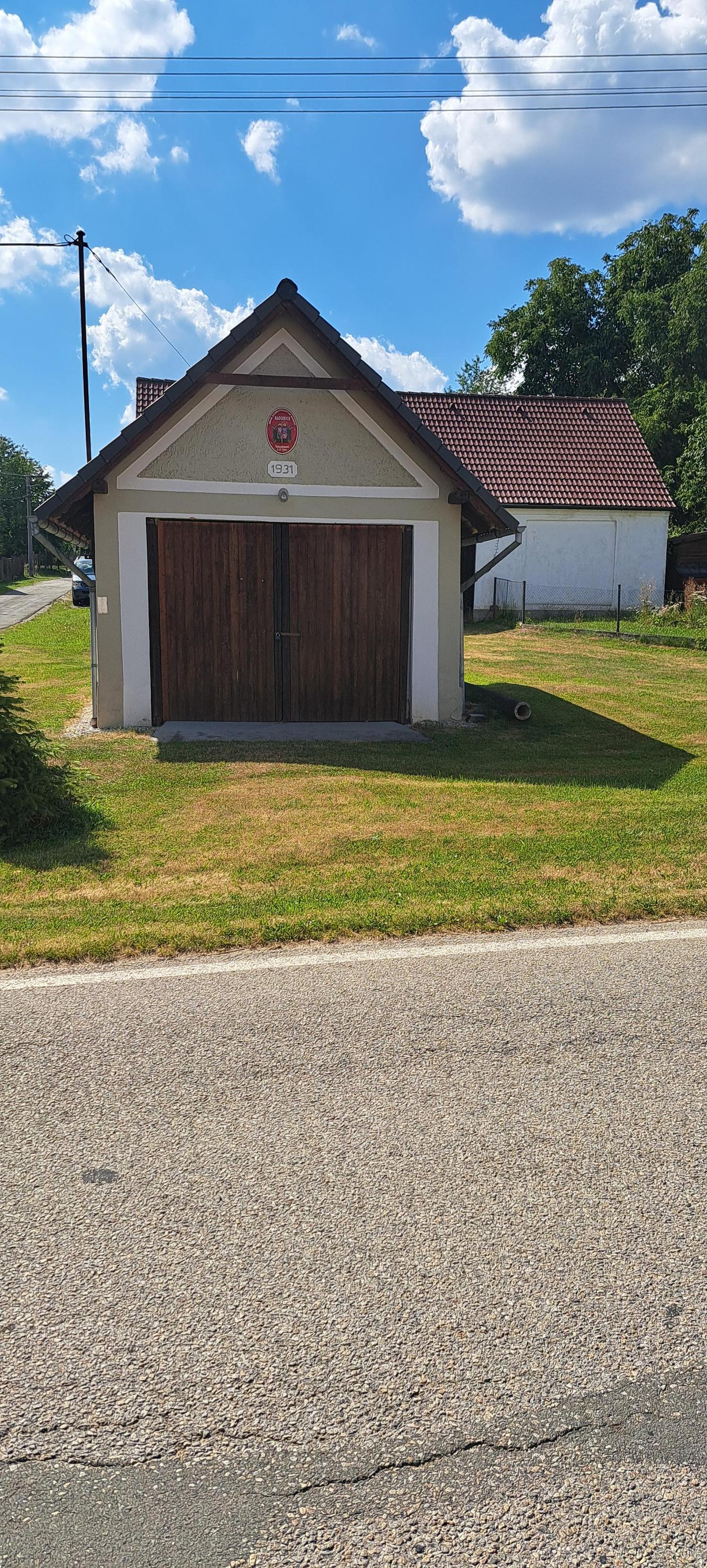 SH ČMS - Sbor dobrovolných hasičů Radonice foto 1