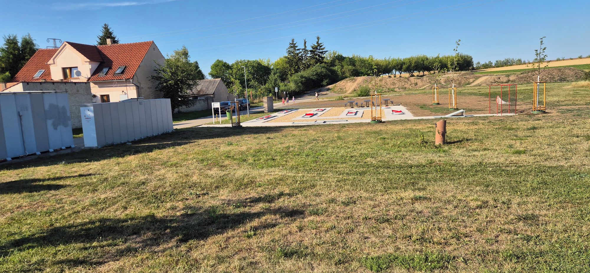 Minigolf Jenštejn foto 1