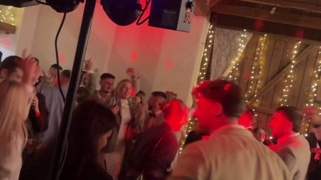 Vojtěch Kudla - Moderátor a DJ foto 2 (náhled videa)
