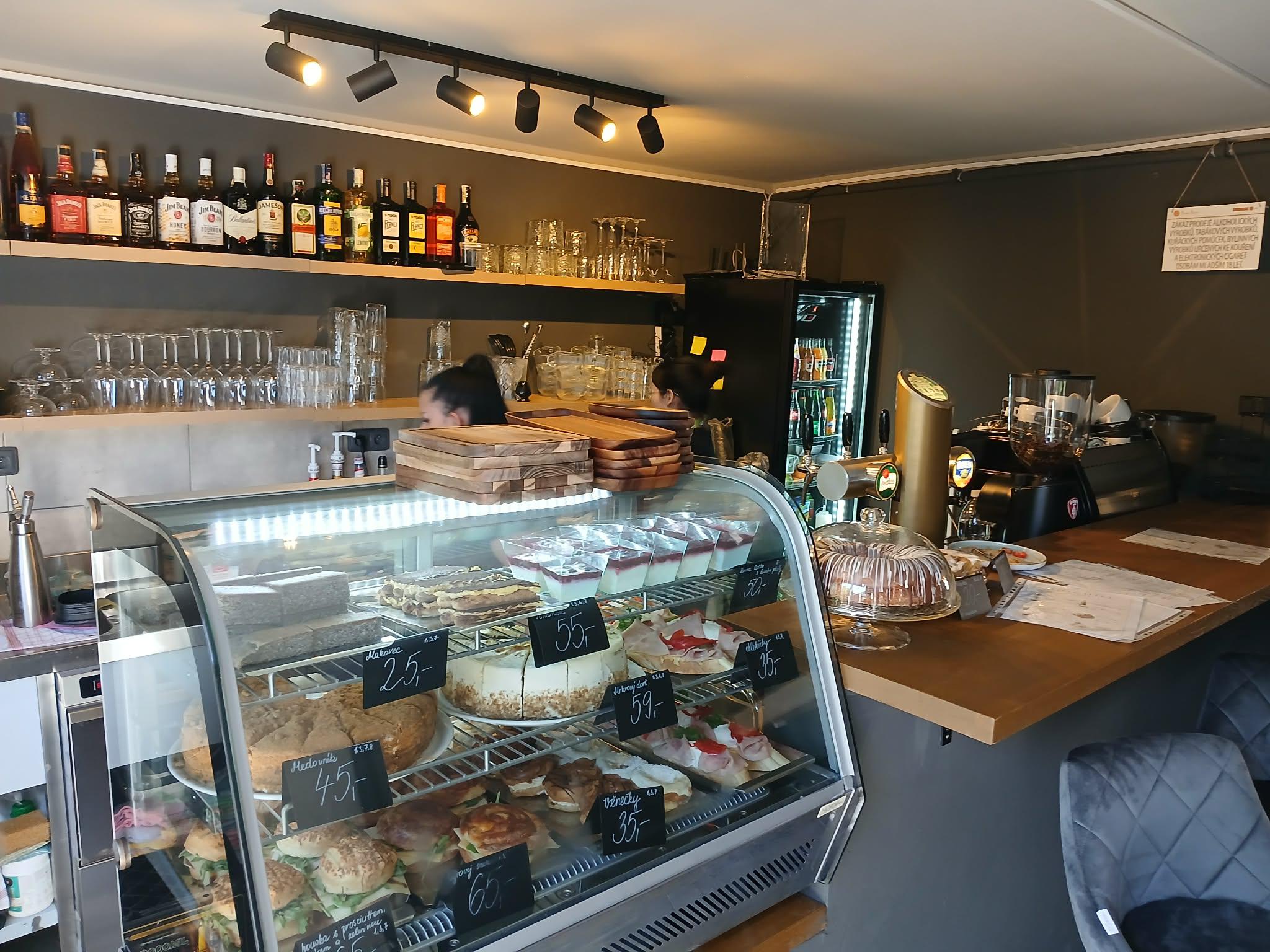 Gochill Coffee & Bar foto 3