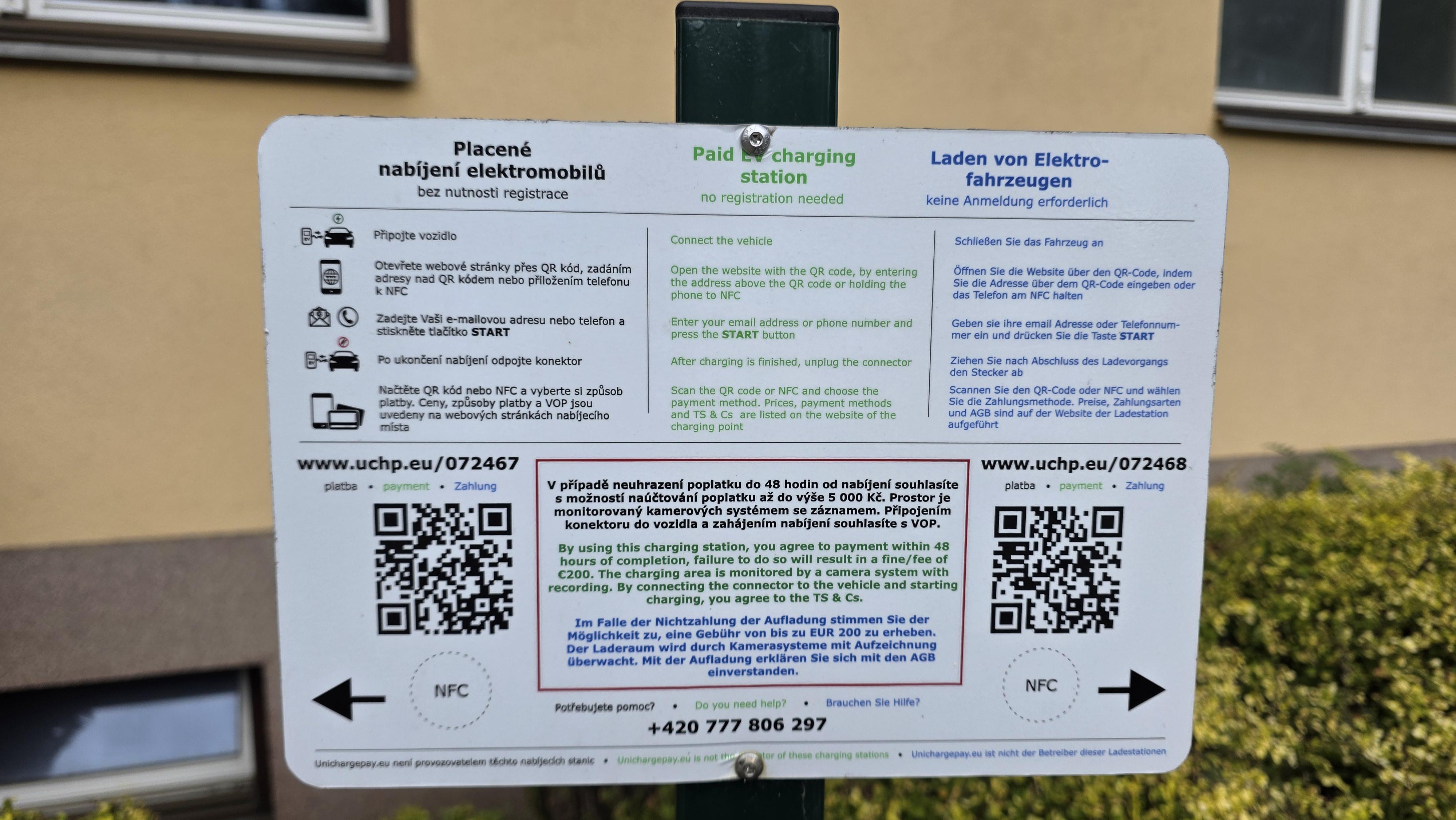Hotel Větruše - Nabíjecí stanice Tesla - Supercharger foto 4
