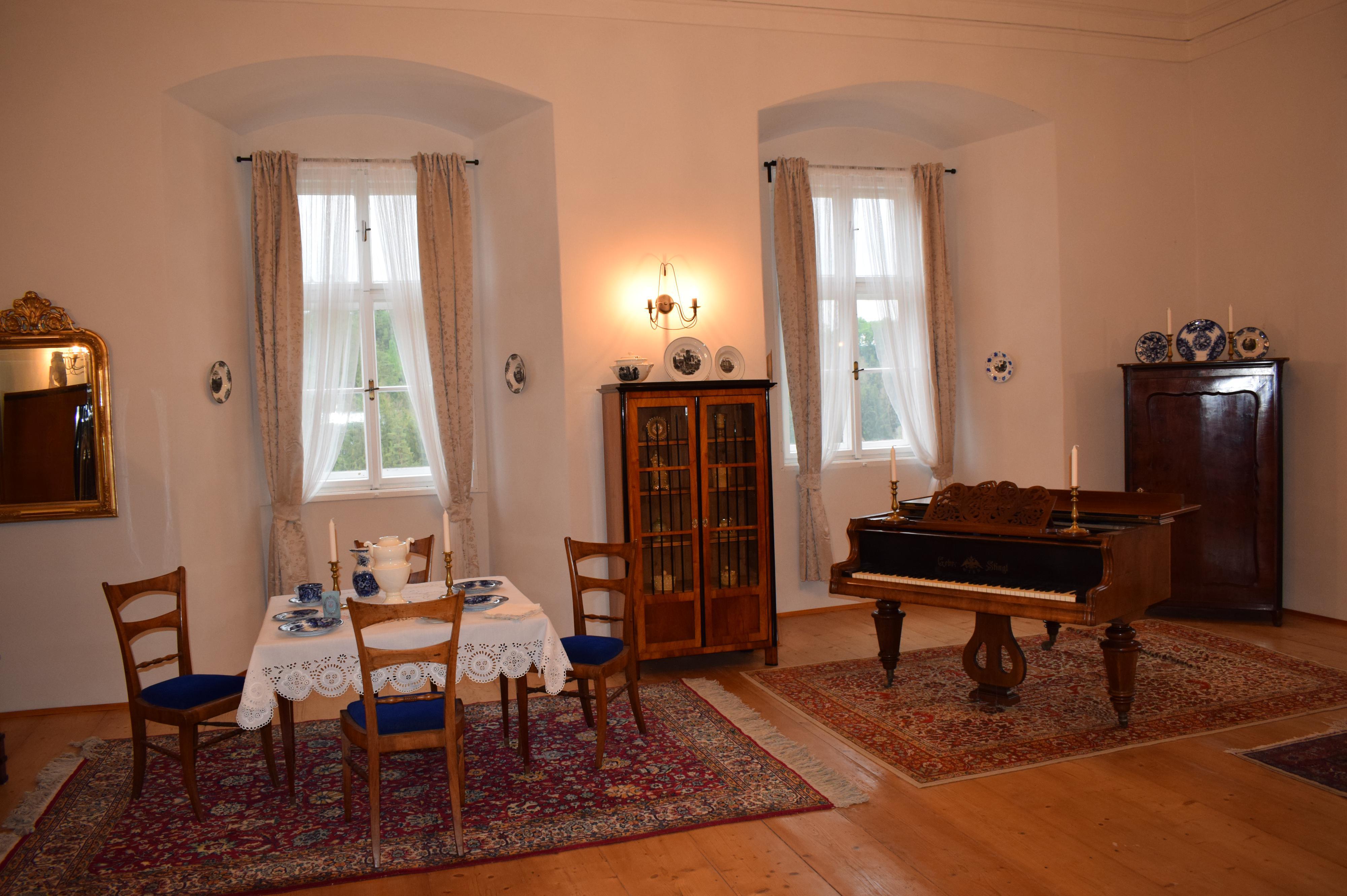 Jarošovo muzeum umění – Zámek Rataje nad Sázavou