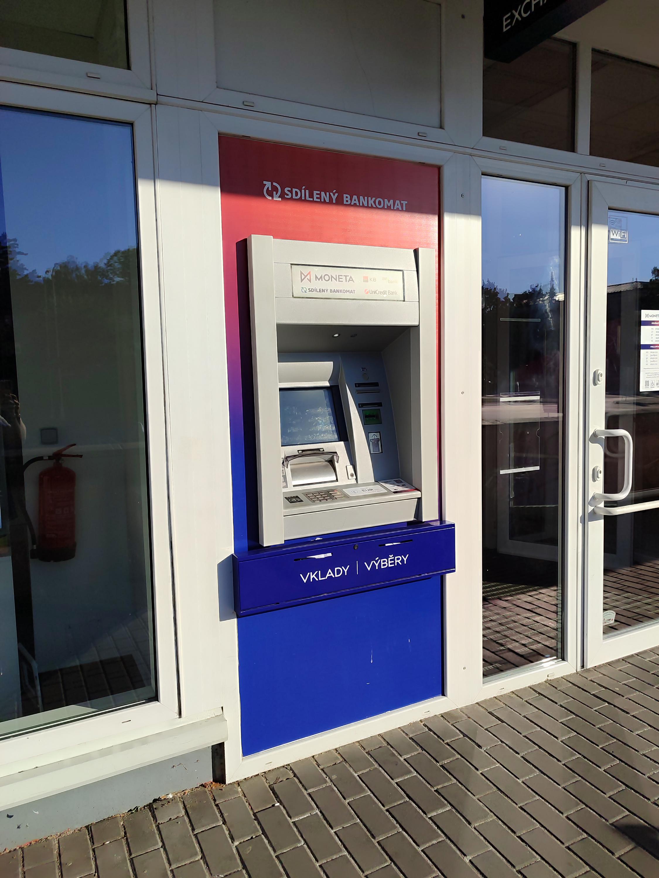 Bankomat MONETA Bank foto 4