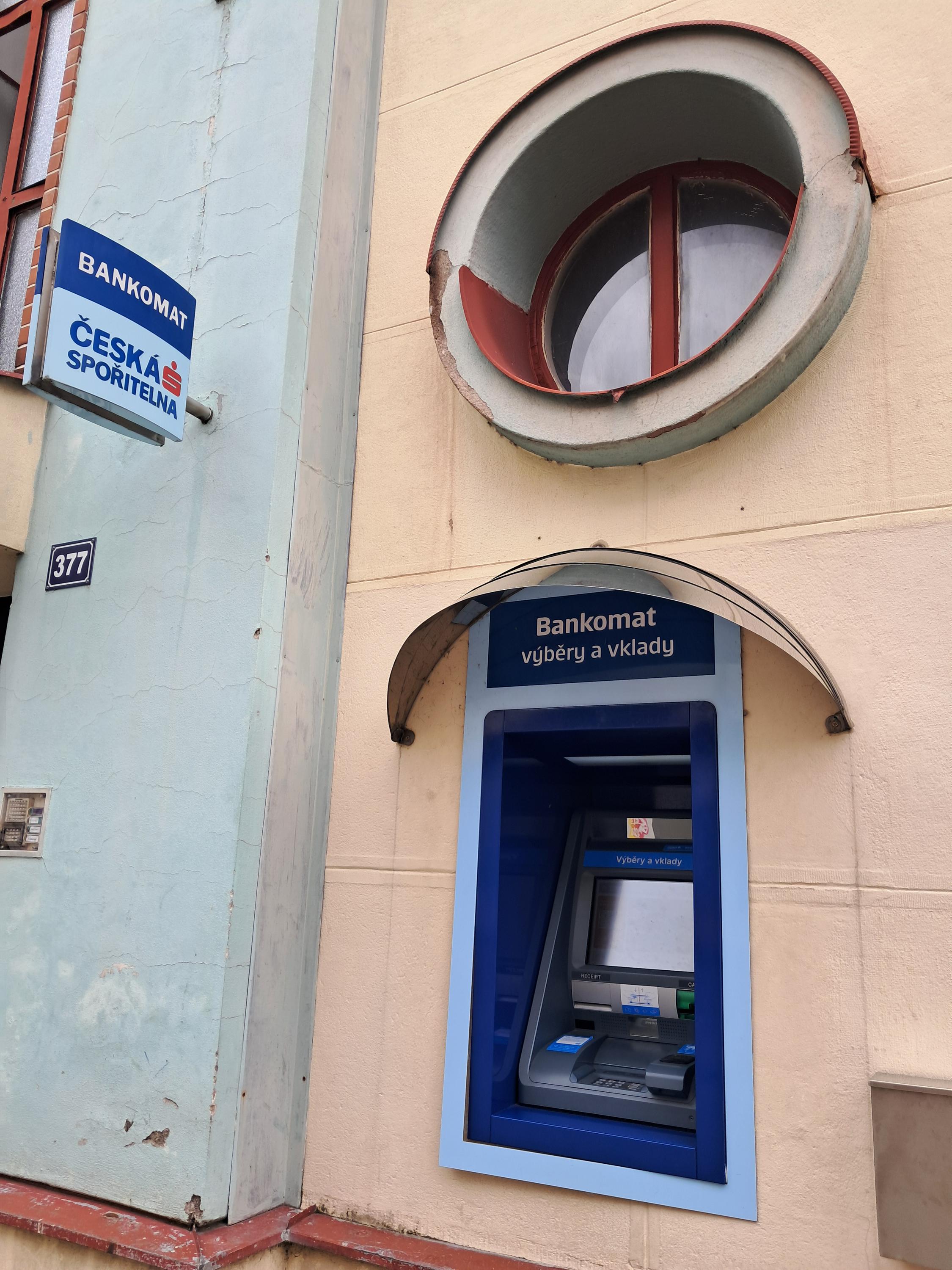 Bankomat České spořitelny foto 3