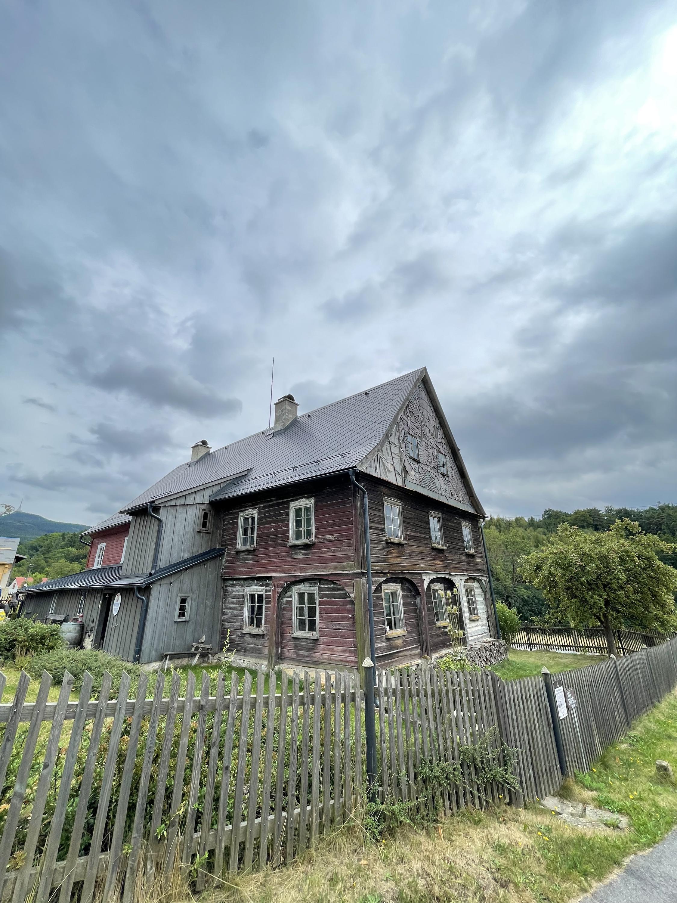 Stará škola Křižany foto 4