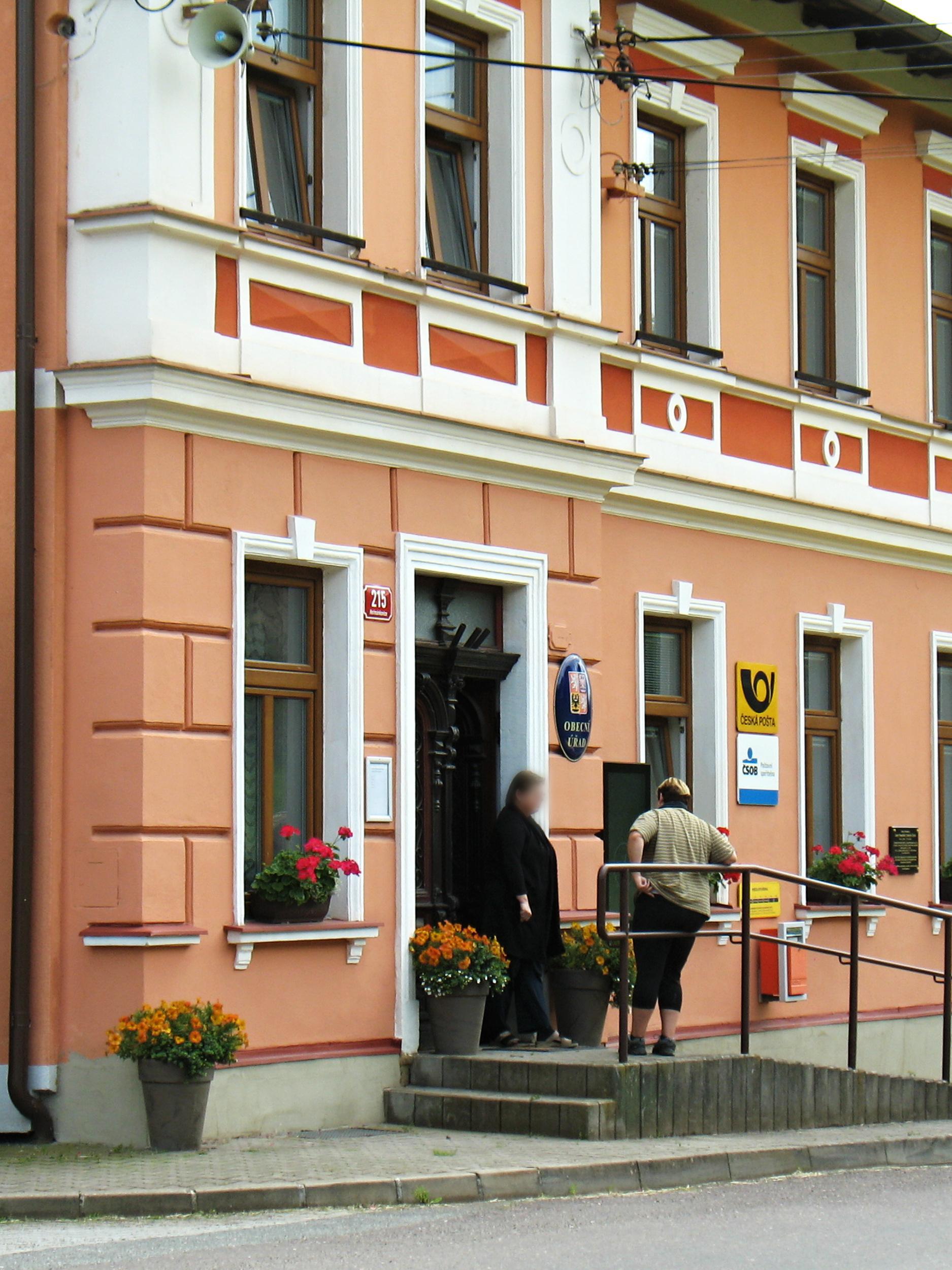 Heřmánkovice - obecní úřad foto 2