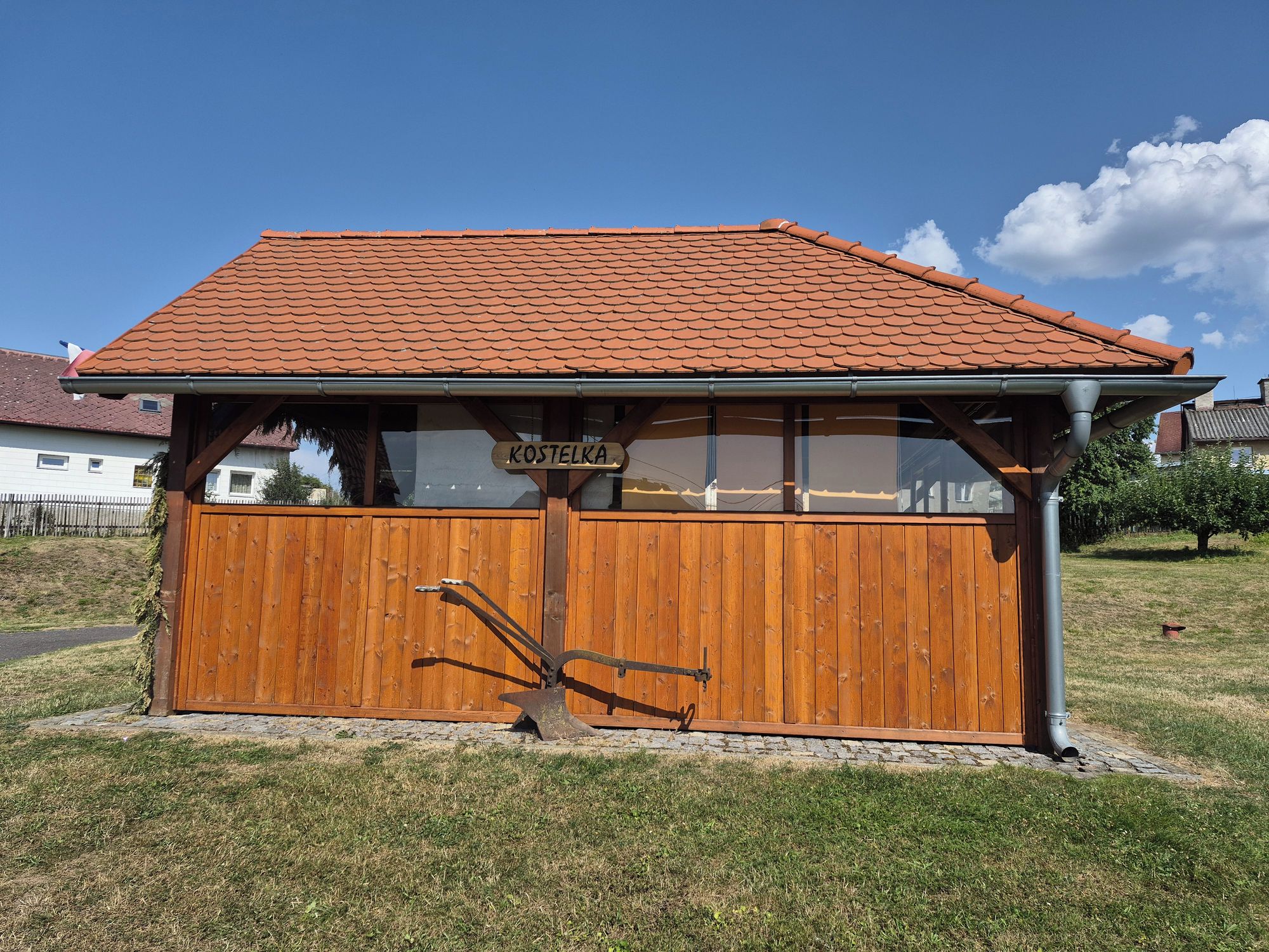 Kostelka foto 2