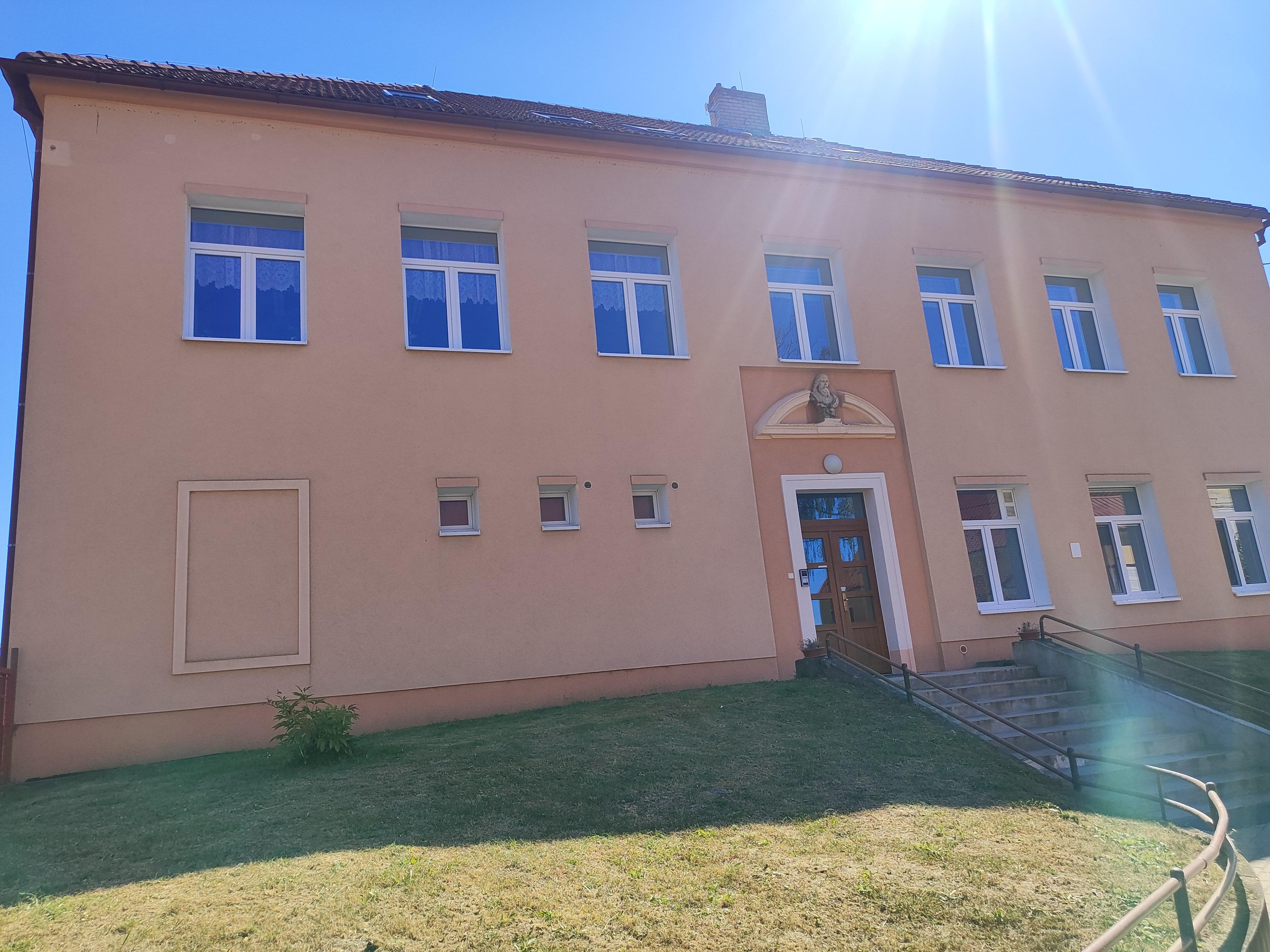 ZŠ a MŠ Vysoká foto 2