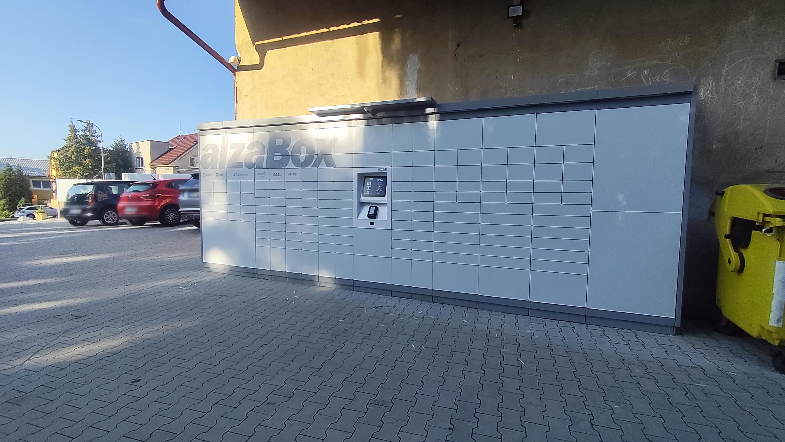 AlzaBox