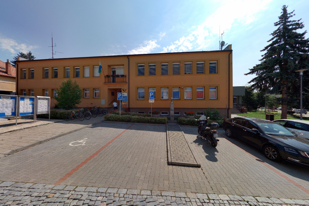Pošta Hluk foto 3