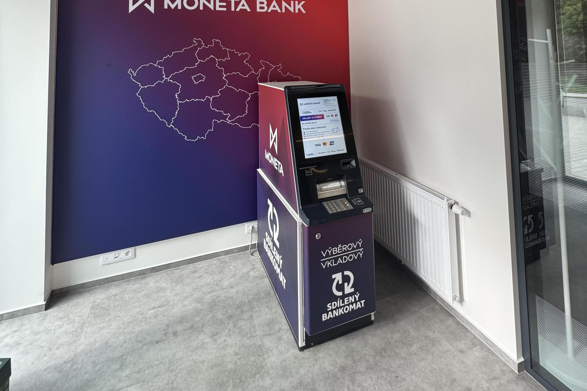 Bankomat MONETA Bank vkladový