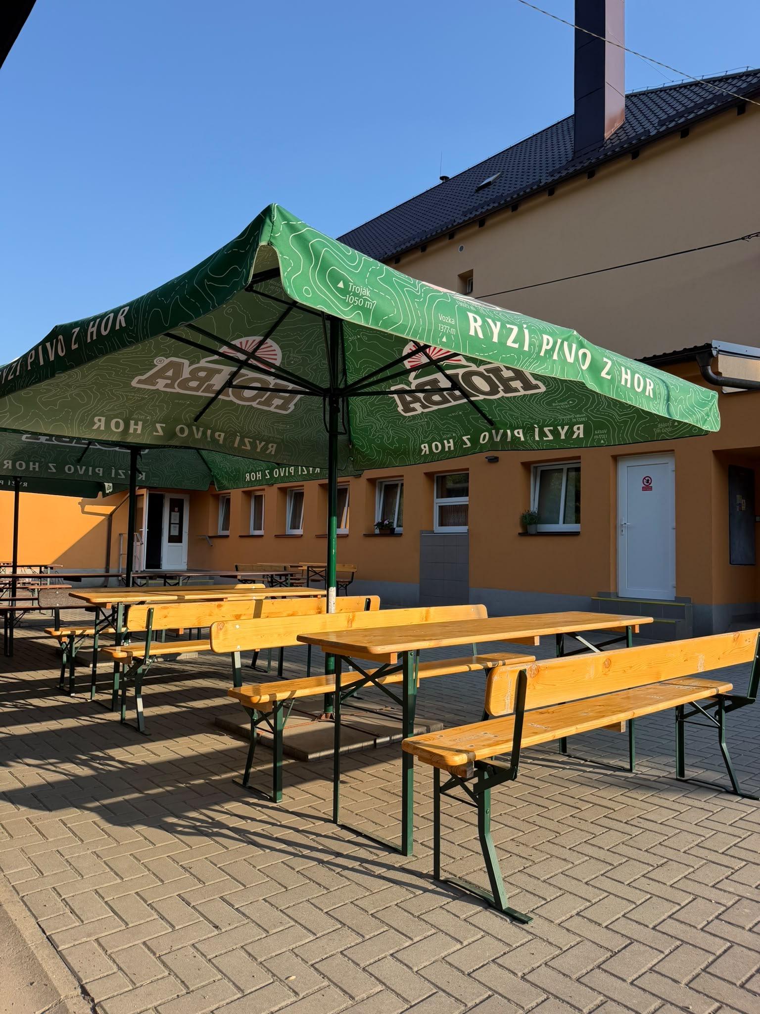 Hostinec Hoštejn u koupaliště foto 2