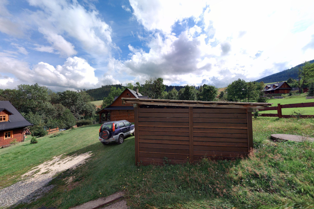 Roubenka s vířivkou, saunou a bazénem