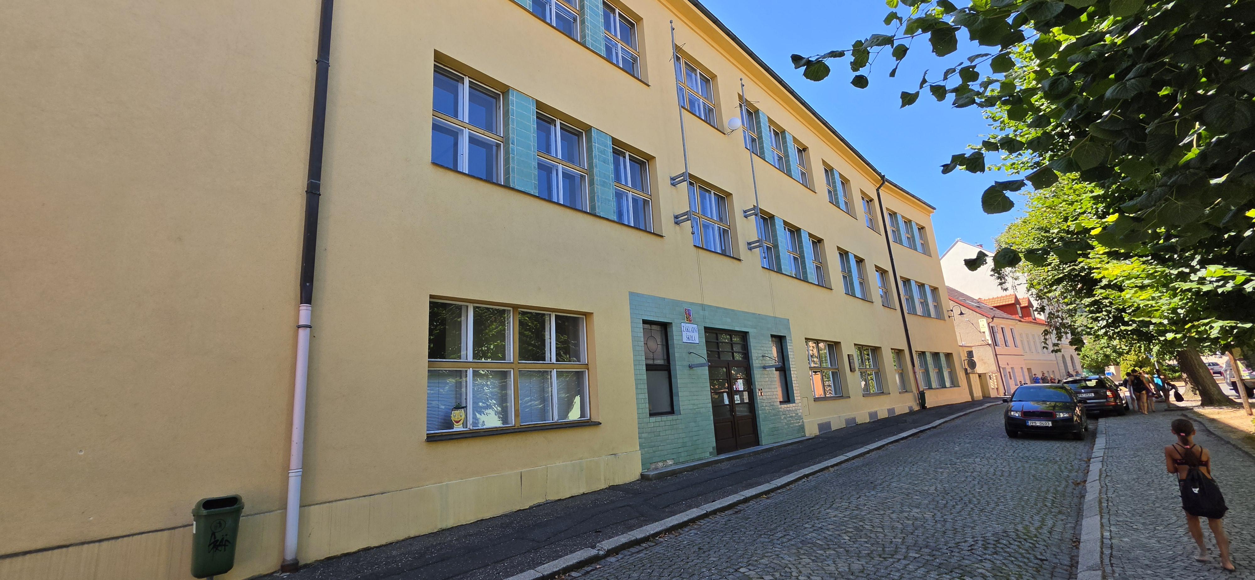 ZŠ T. G. Masaryka Sušice, Komenského foto 4