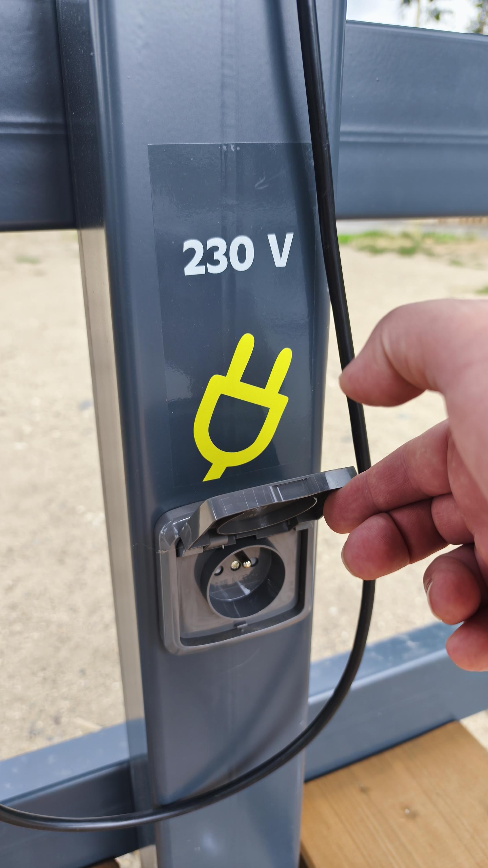 Nabíjecí zásuvka pro elektrokola - Povltavská foto 3