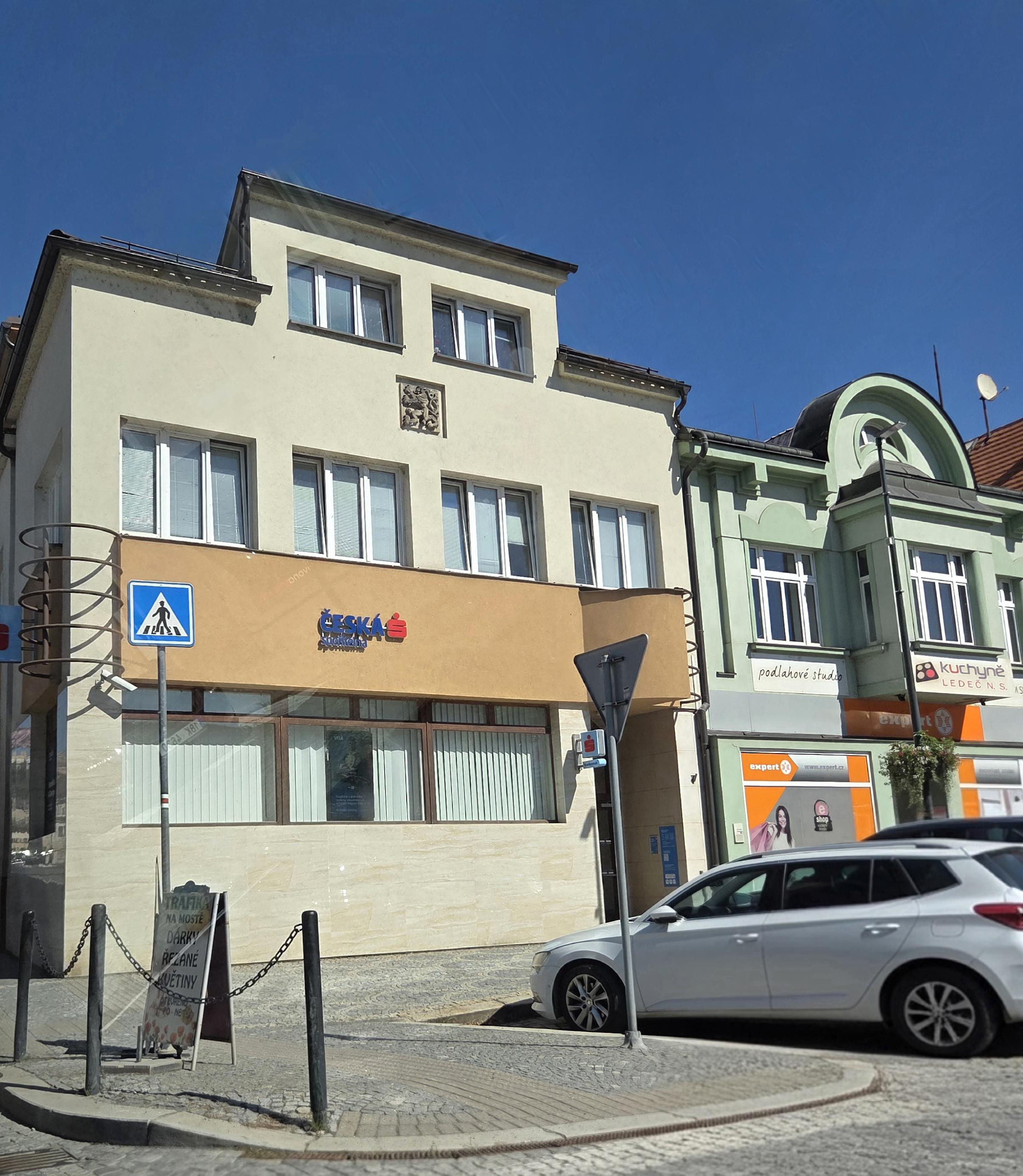 Česká spořitelna, a.s. foto 1