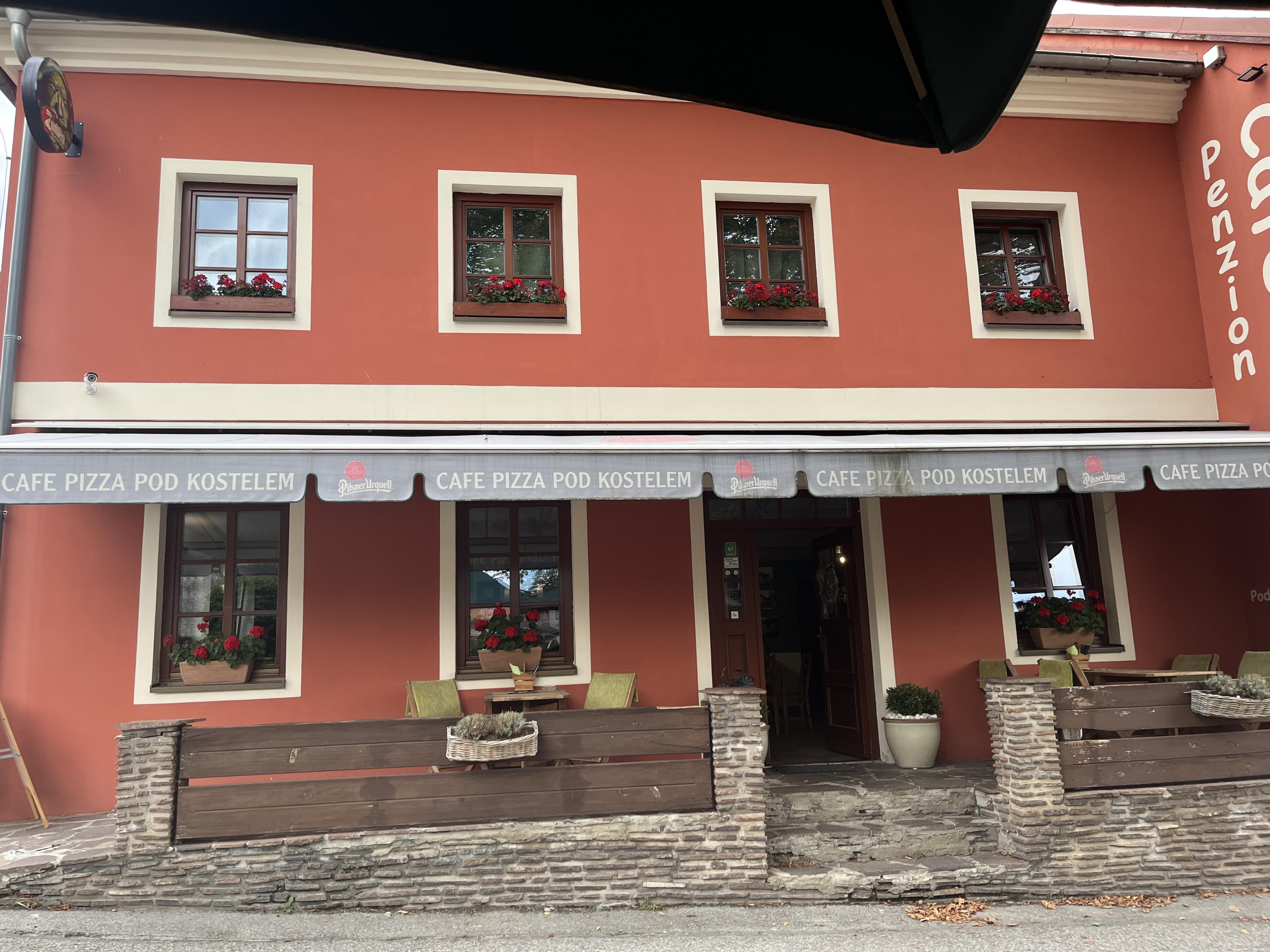 Cafe - Pizza pod Kostelem foto 2
