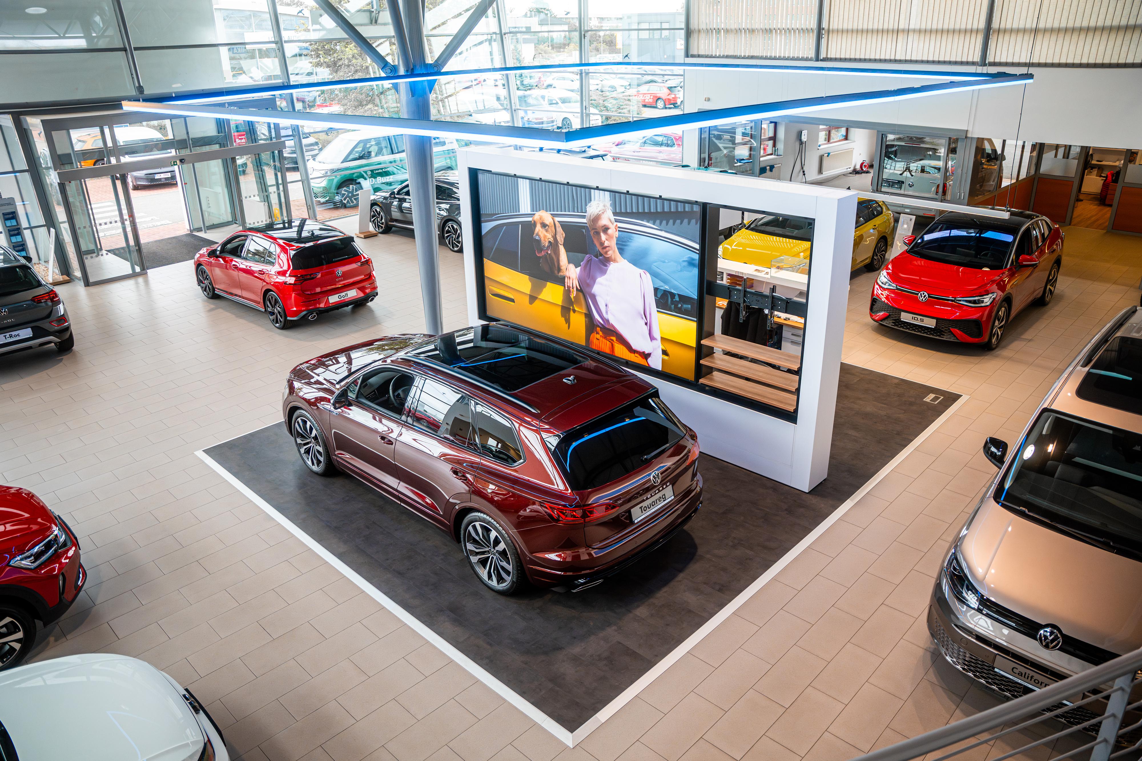 Volkswagen Louda Auto foto 3
