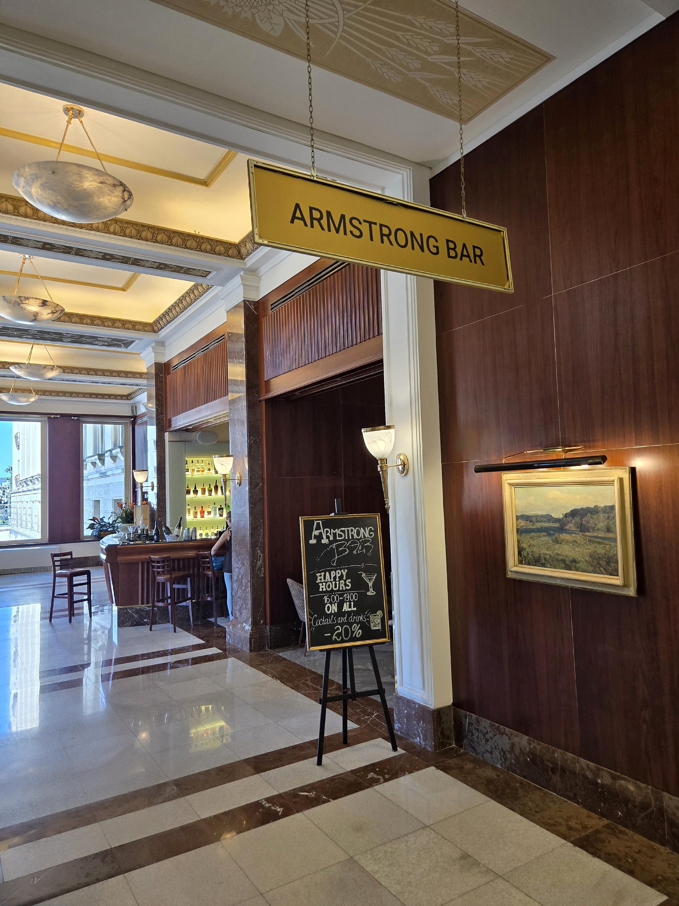 Armstrong bar foto 5
