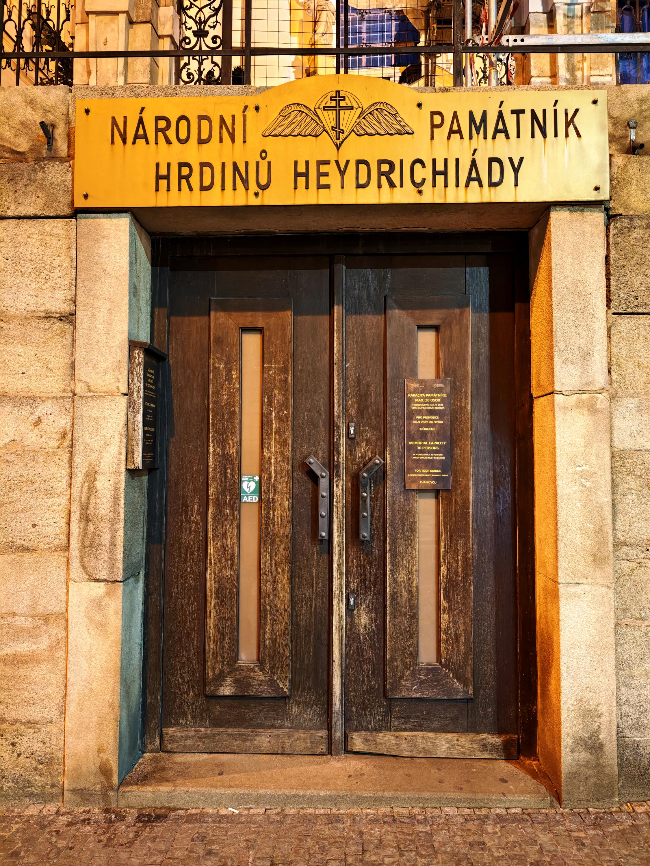 Národní památník hrdinů Heydrichiády - místo smíření při Pravoslavném chrámu sv. Cyrila a Metoděje foto 2