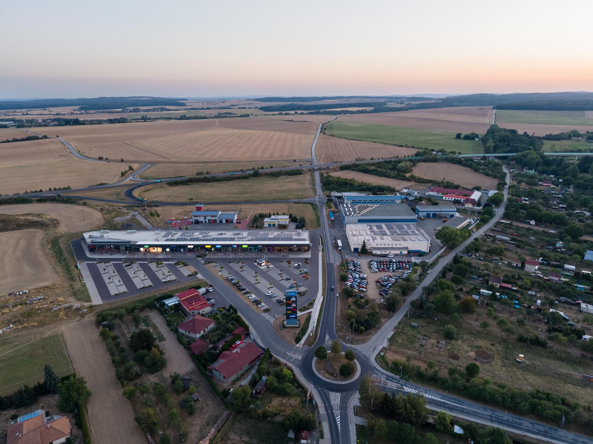 AVENTIN Shopping Moravské Budějovice foto 6